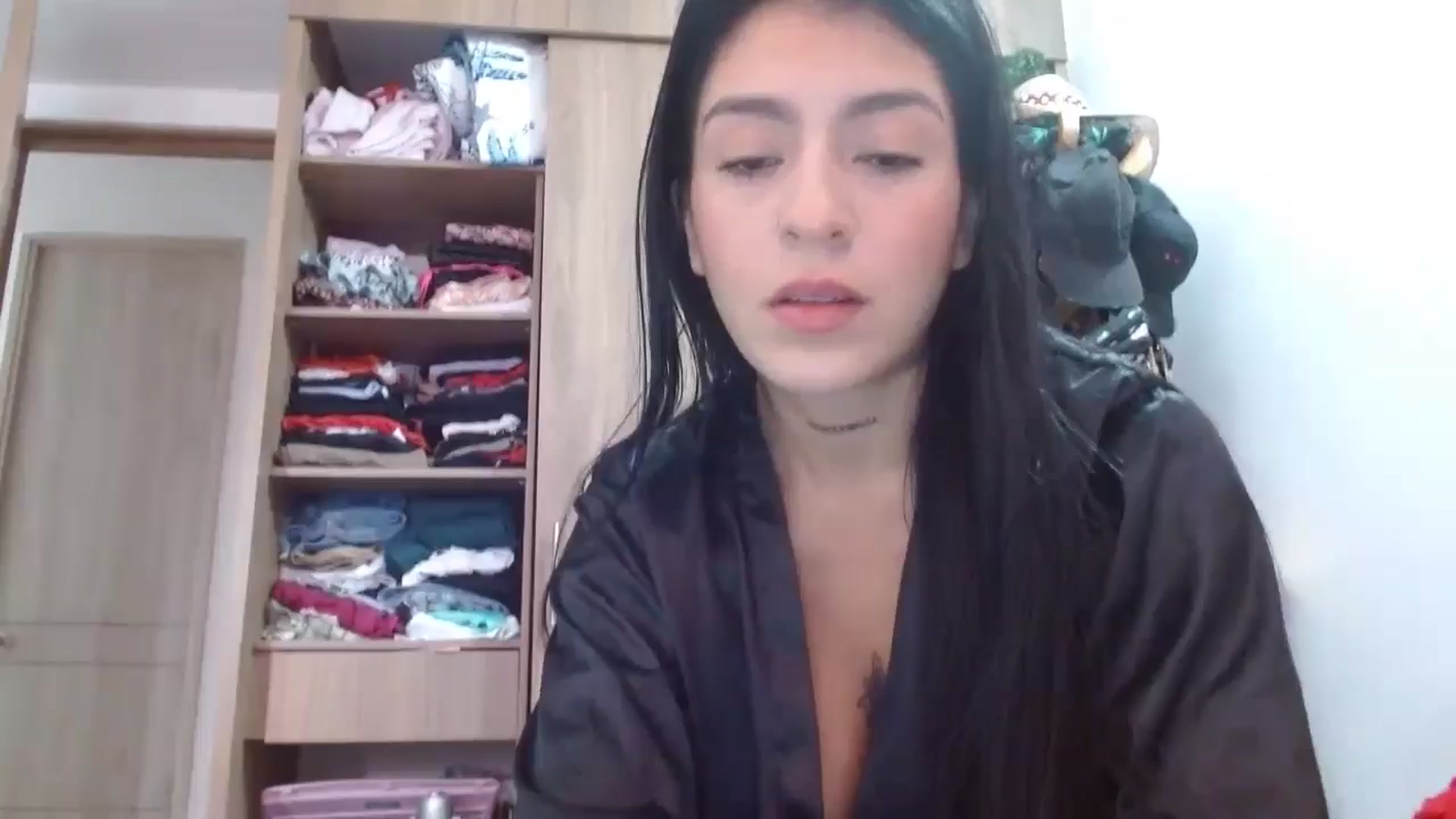 Gallery image thumbnail from yesicat's myfreecams stream on, 08/07/2024, 14:23 image 5 of 20