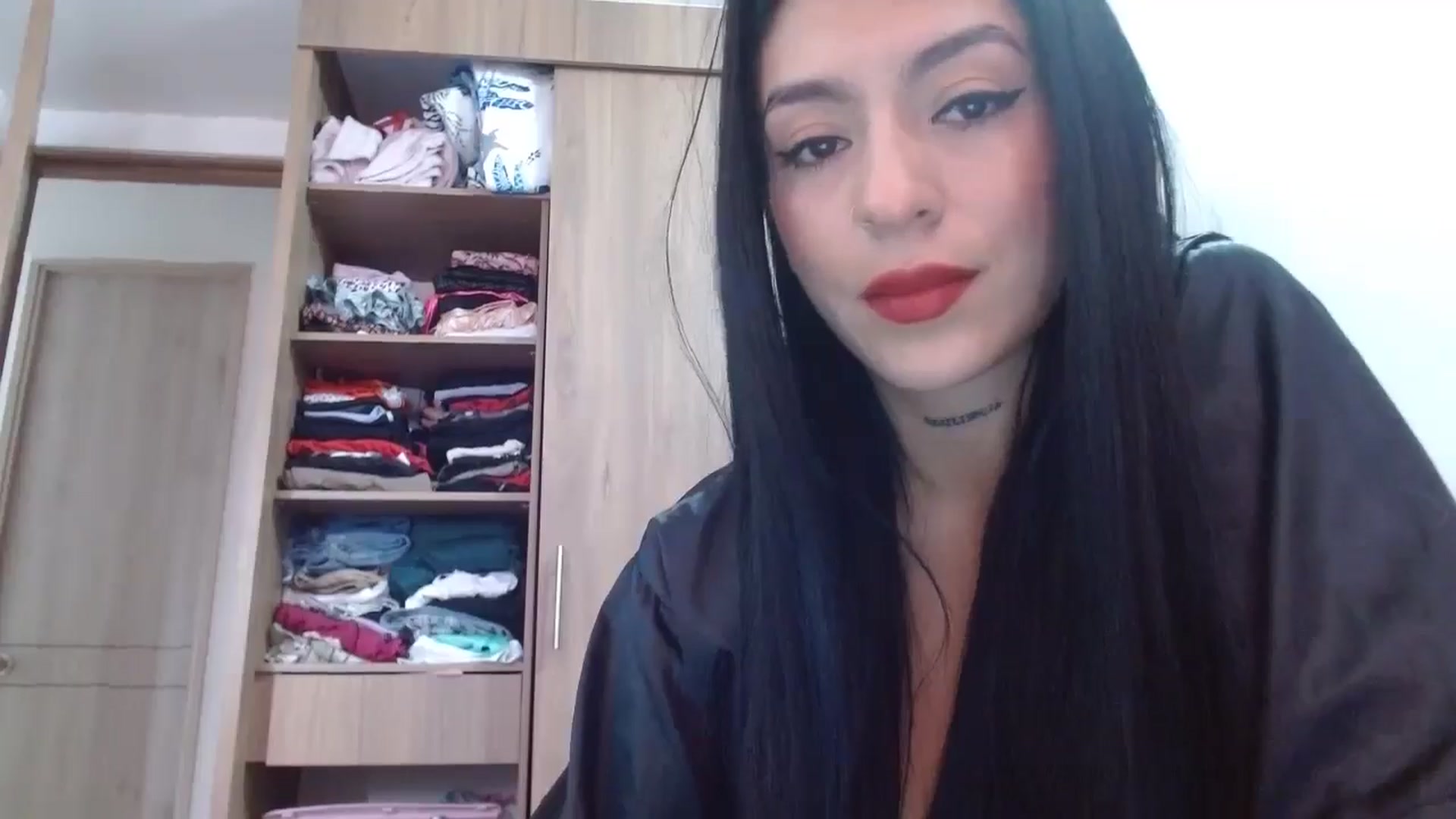 Gallery image thumbnail from yesicat's myfreecams stream on, 08/07/2024, 14:23 image 11 of 20