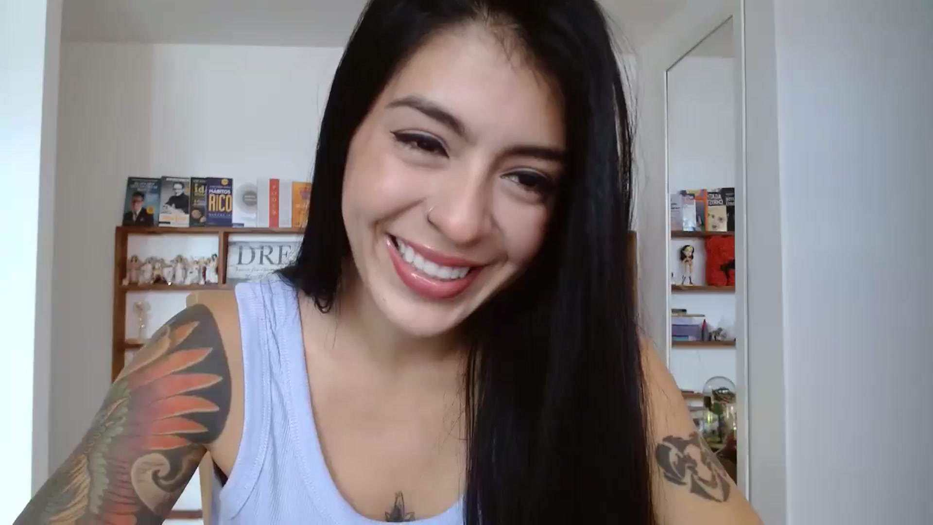 Gallery image thumbnail from yesicat's myfreecams stream on, 08/13/2024, 17:15 image 13 of 20