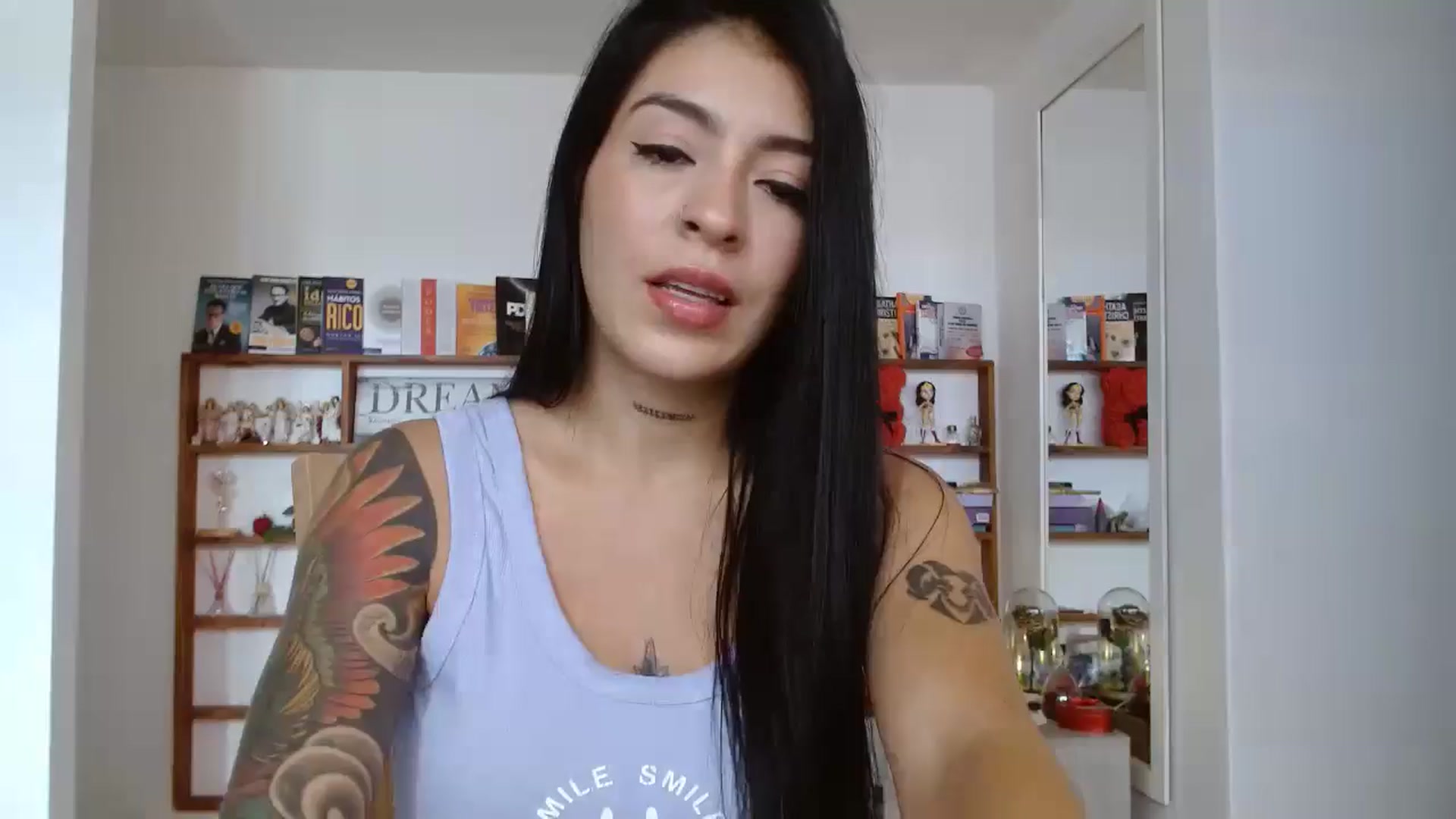 Gallery image thumbnail from yesicat's myfreecams stream on, 08/13/2024, 17:15 image 9 of 20