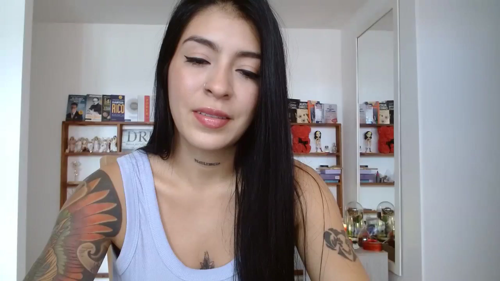 Gallery image thumbnail from yesicat's myfreecams stream on, 08/13/2024, 17:15 image 8 of 20