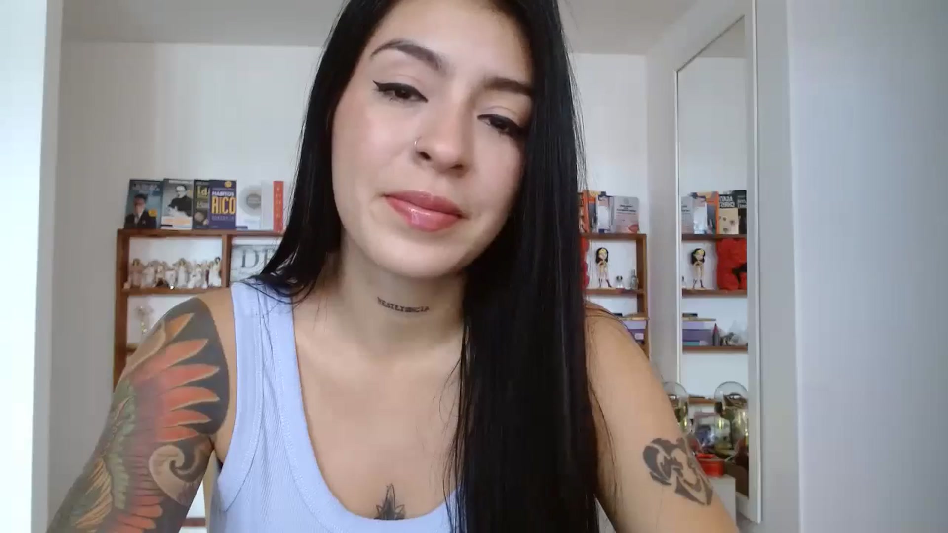 Gallery image thumbnail from yesicat's myfreecams stream on, 08/13/2024, 17:15 image 6 of 20