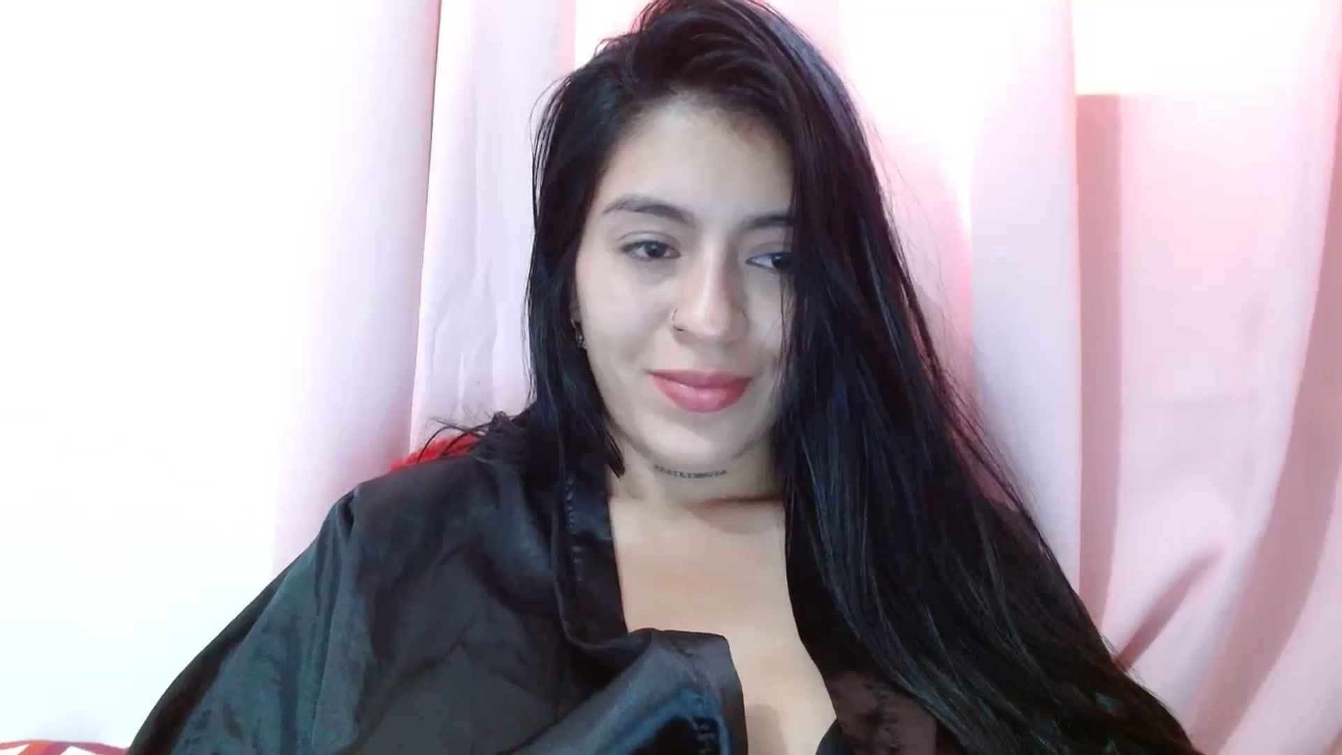 Gallery image thumbnail from yesicat's myfreecams stream on, 08/20/2024, 13:49 image 9 of 20