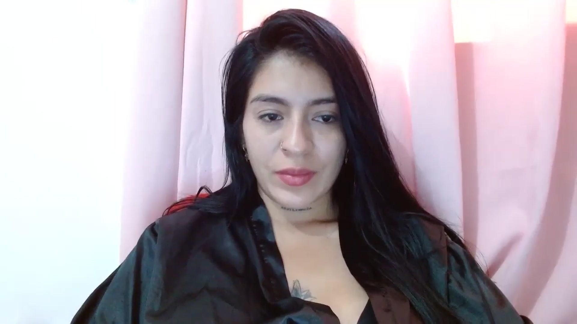 Gallery image thumbnail from yesicat's myfreecams stream on, 08/20/2024, 13:49 image 12 of 20
