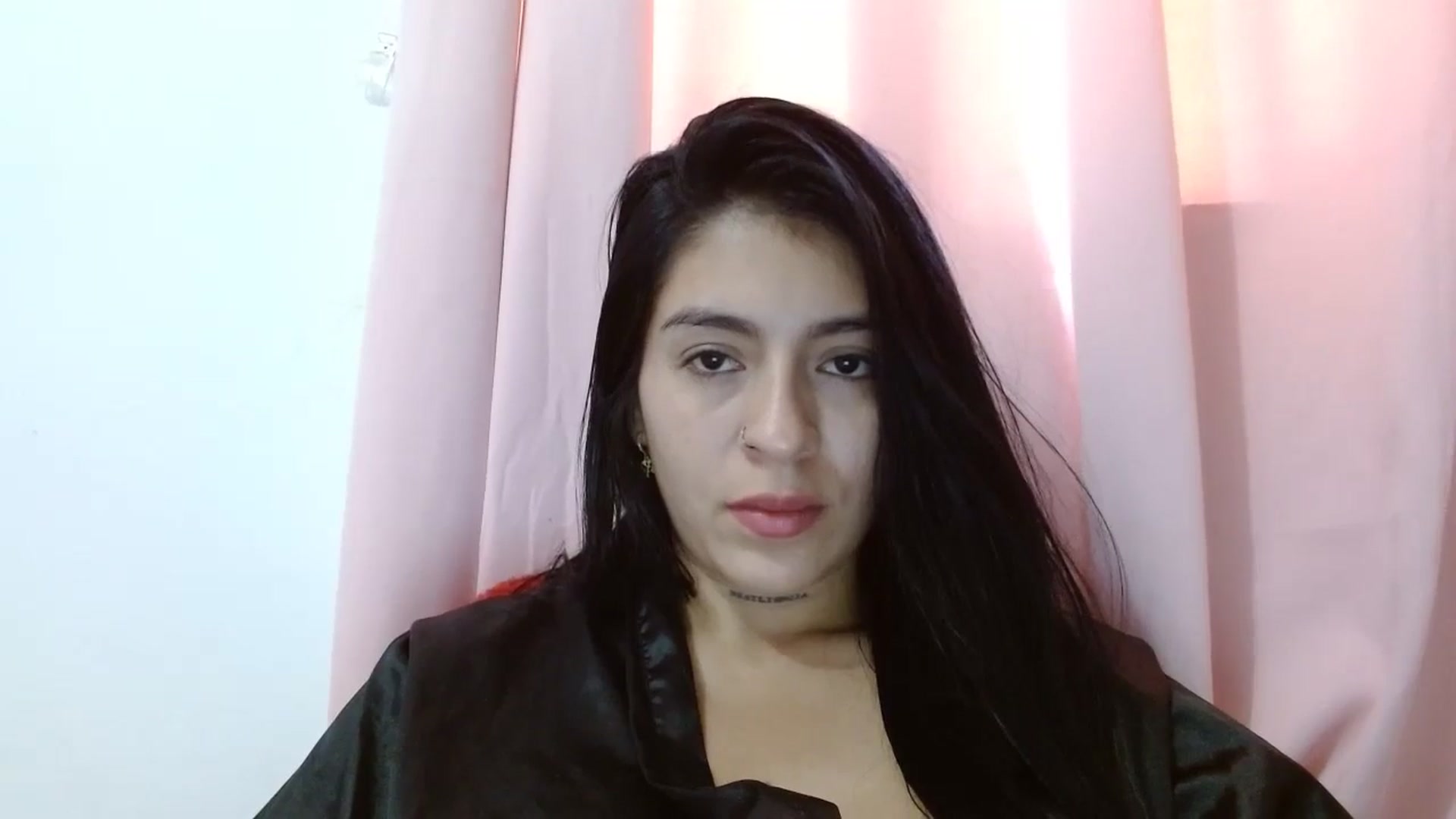 Gallery image thumbnail from yesicat's myfreecams stream on, 08/20/2024, 13:49 image 6 of 20