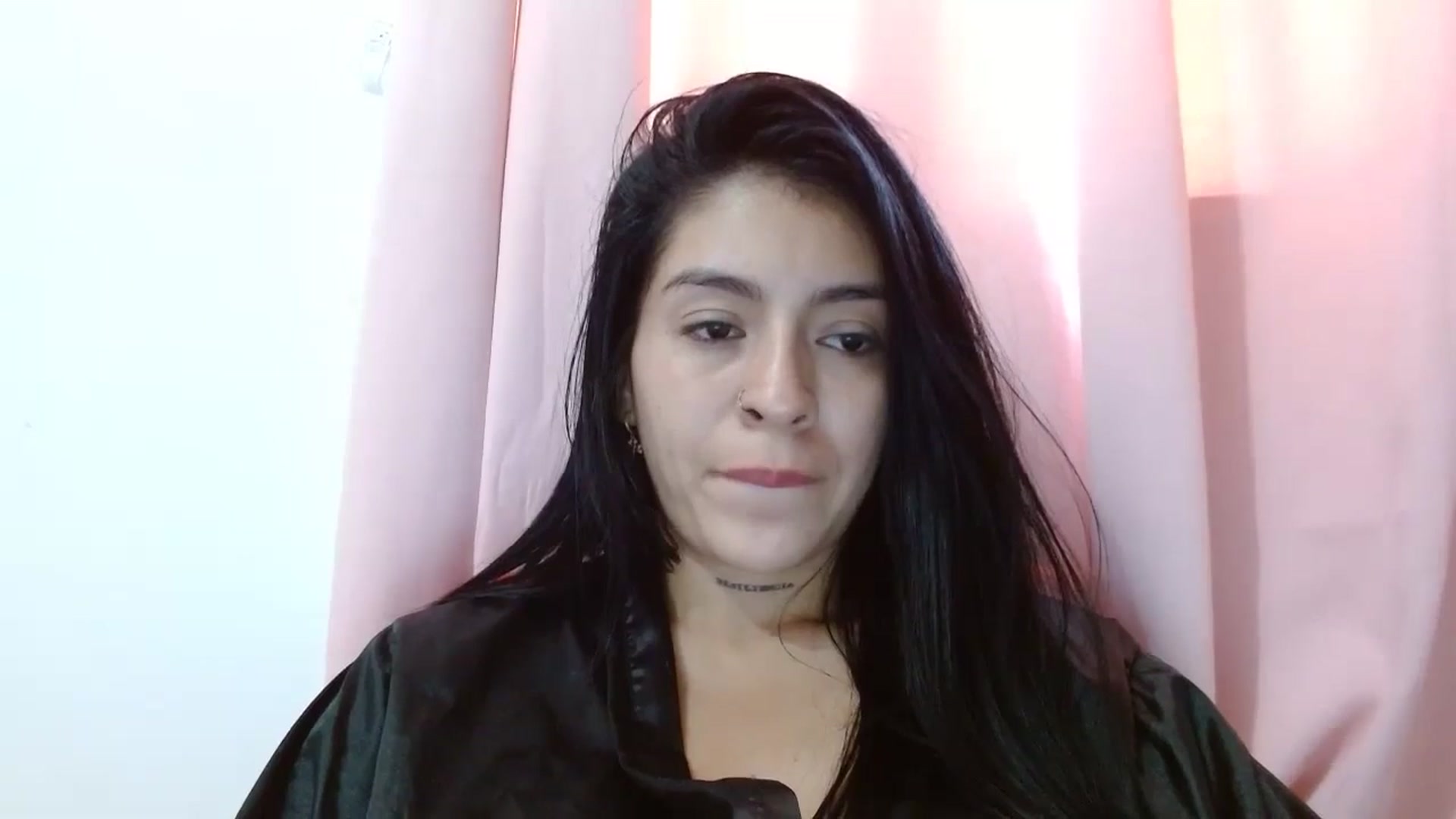 Gallery image thumbnail from yesicat's myfreecams stream on, 08/20/2024, 13:49 image 3 of 20