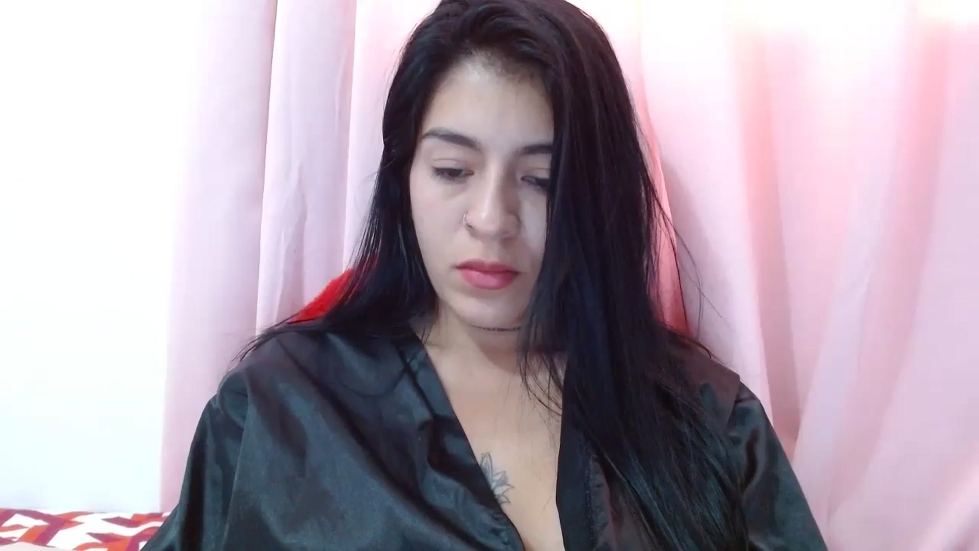 Gallery image thumbnail from yesicat's myfreecams stream on, 08/20/2024, 16:30 image 9 of 20