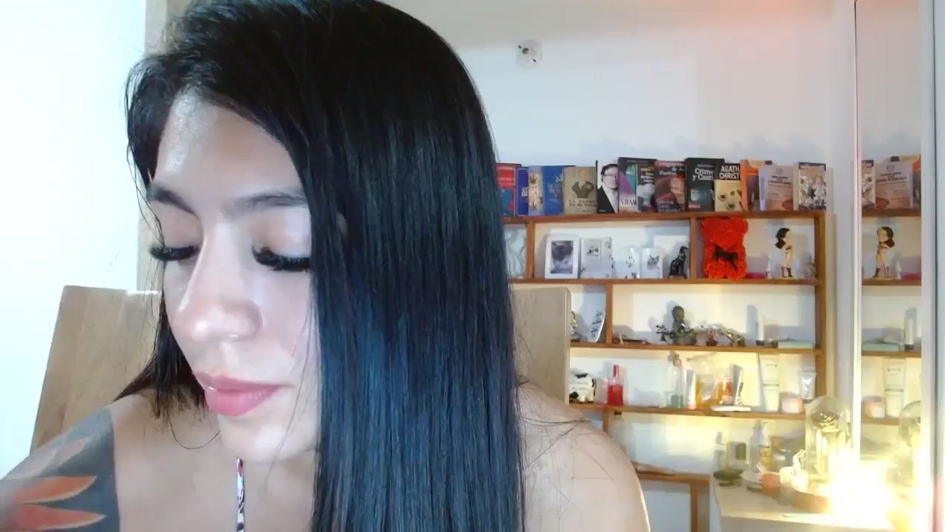 Gallery image thumbnail from yesicat's myfreecams stream on, 10/10/2024, 01:52 image 8 of 20