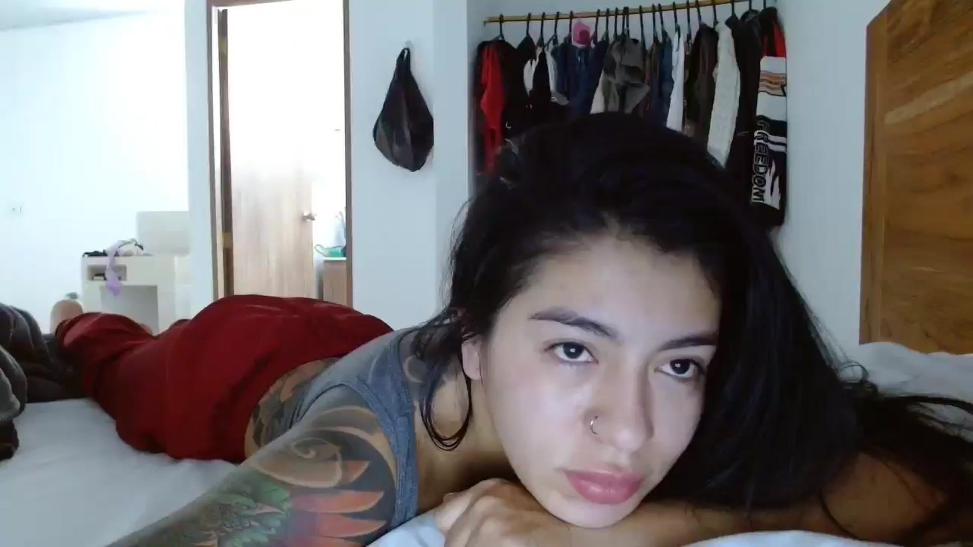 Gallery image thumbnail from yesicat's myfreecams stream on, 08/05/2025, 12:55 image 1 of 20
