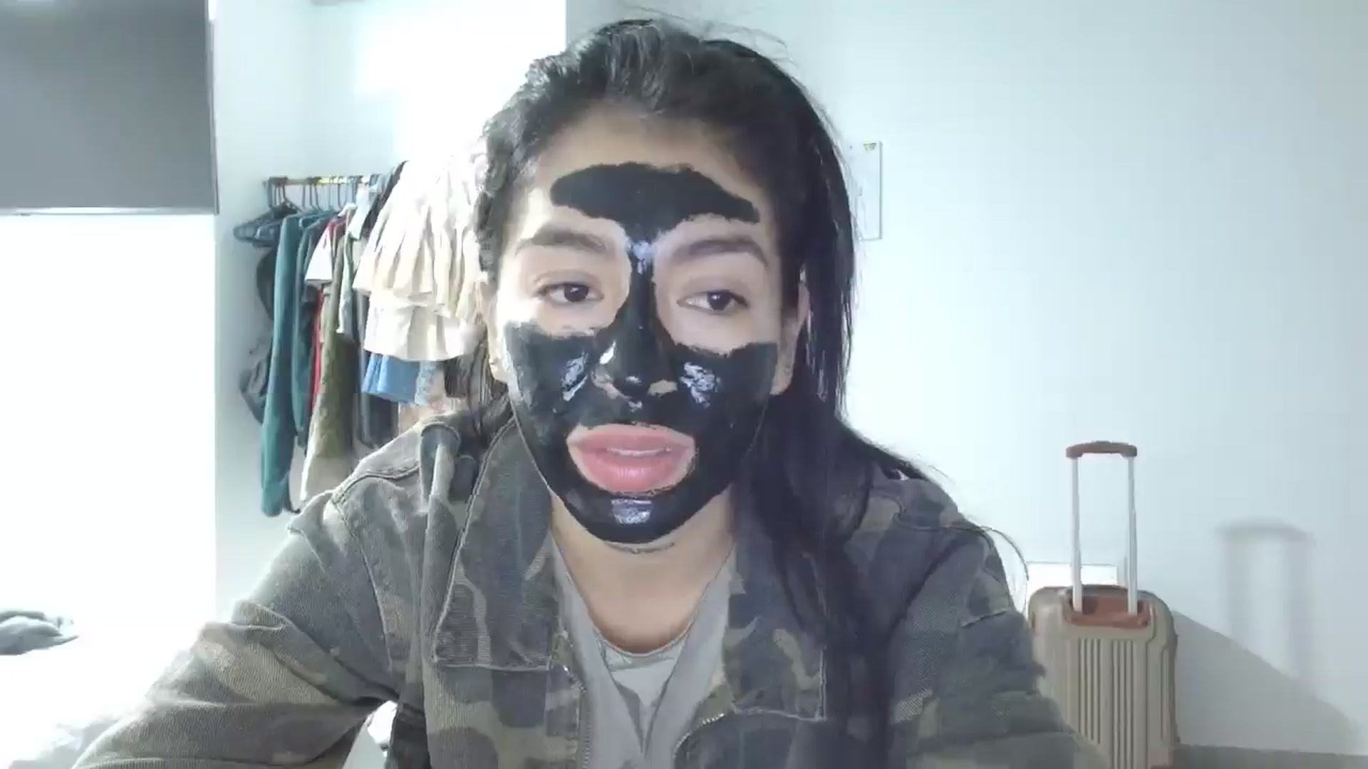 Gallery image thumbnail from yesicat's myfreecams stream on, 08/18/2025, 03:26 image 2 of 20