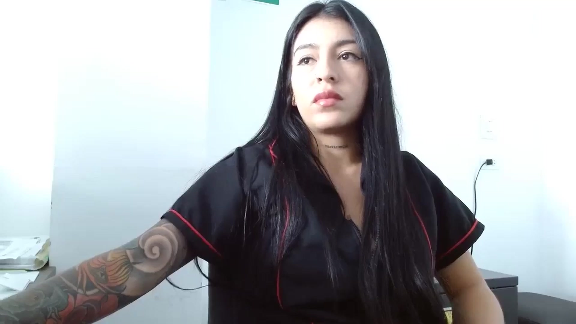 Gallery image thumbnail from yesicat's myfreecams stream on, 08/21/2025, 16:31 image 18 of 20