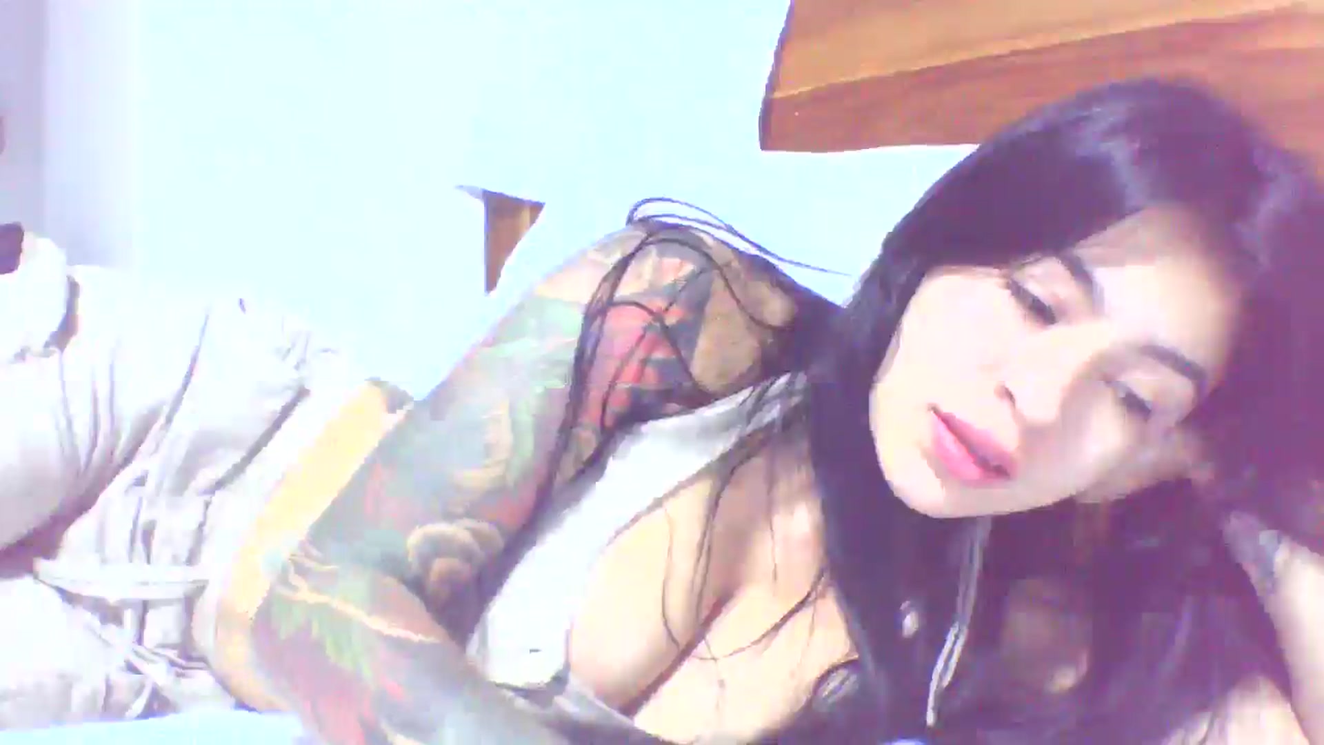 Gallery image thumbnail from yesicat's myfreecams stream on, 08/27/2025, 24:19 image 12 of 20