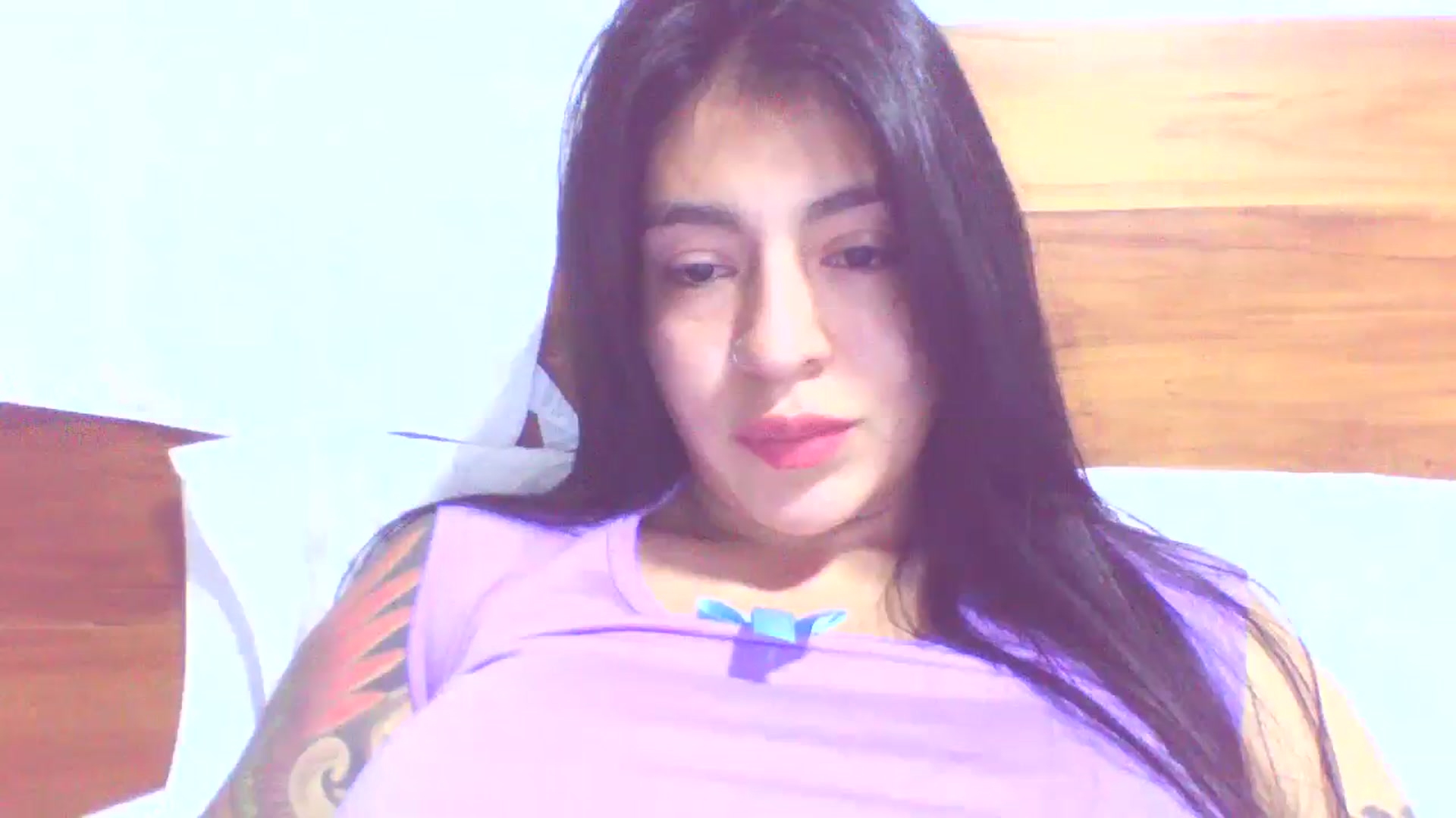Gallery image thumbnail from yesicat's myfreecams stream on, 08/27/2025, 04:47 image 1 of 20