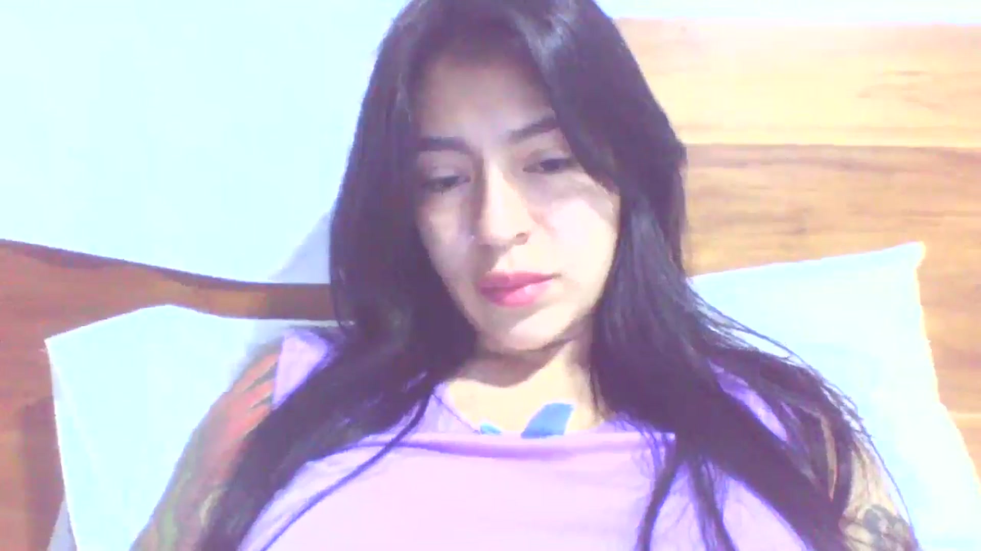 Gallery image thumbnail from yesicat's myfreecams stream on, 08/27/2025, 04:47 image 18 of 20