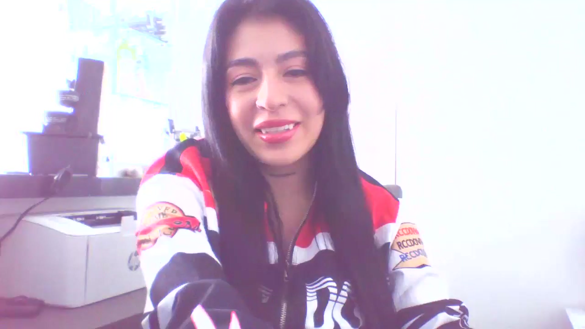 Gallery image thumbnail from yesicat's myfreecams stream on, 08/31/2025, 18:25 image 3 of 20