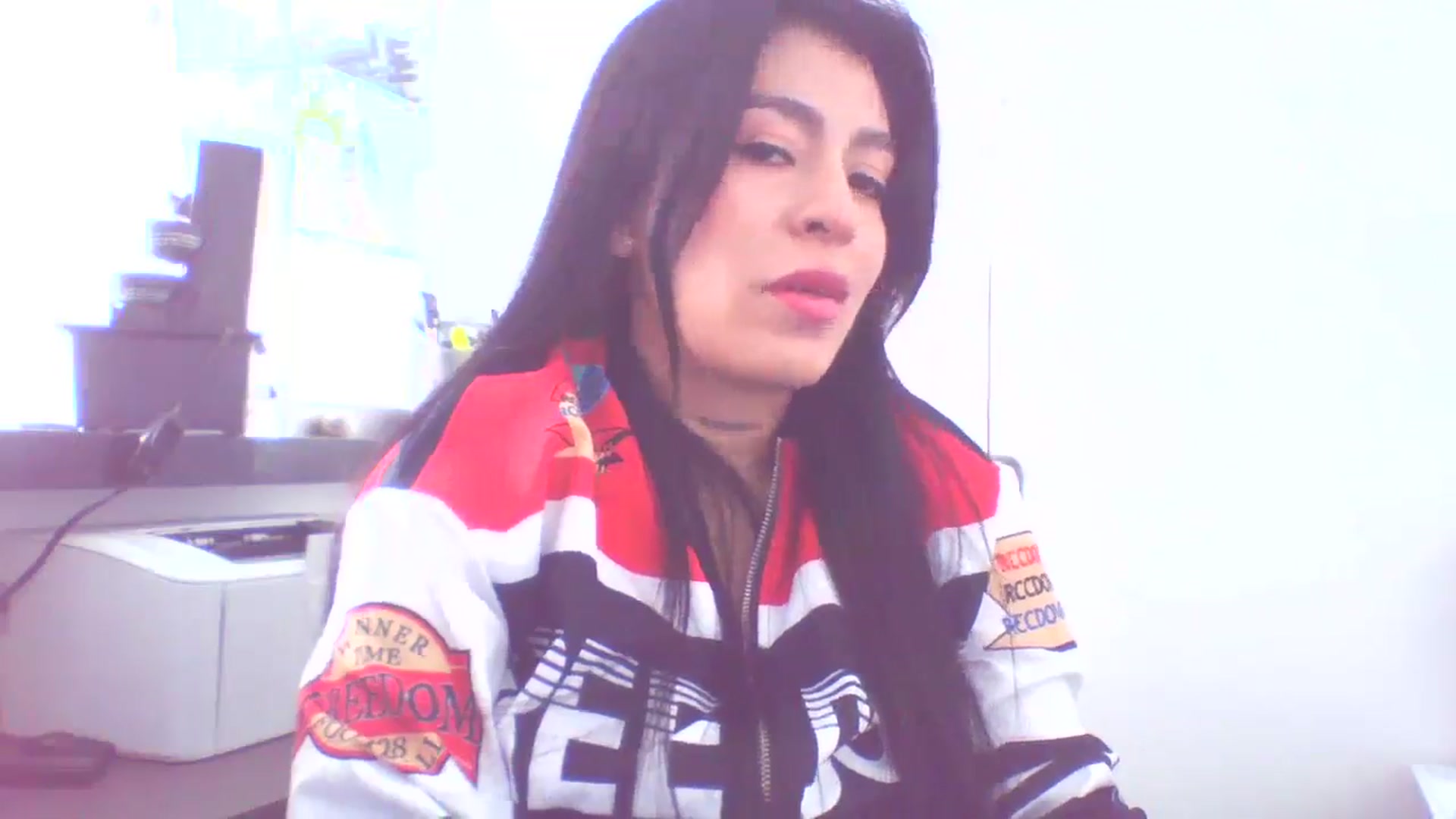 Gallery image thumbnail from yesicat's myfreecams stream on, 08/31/2025, 18:25 image 9 of 20