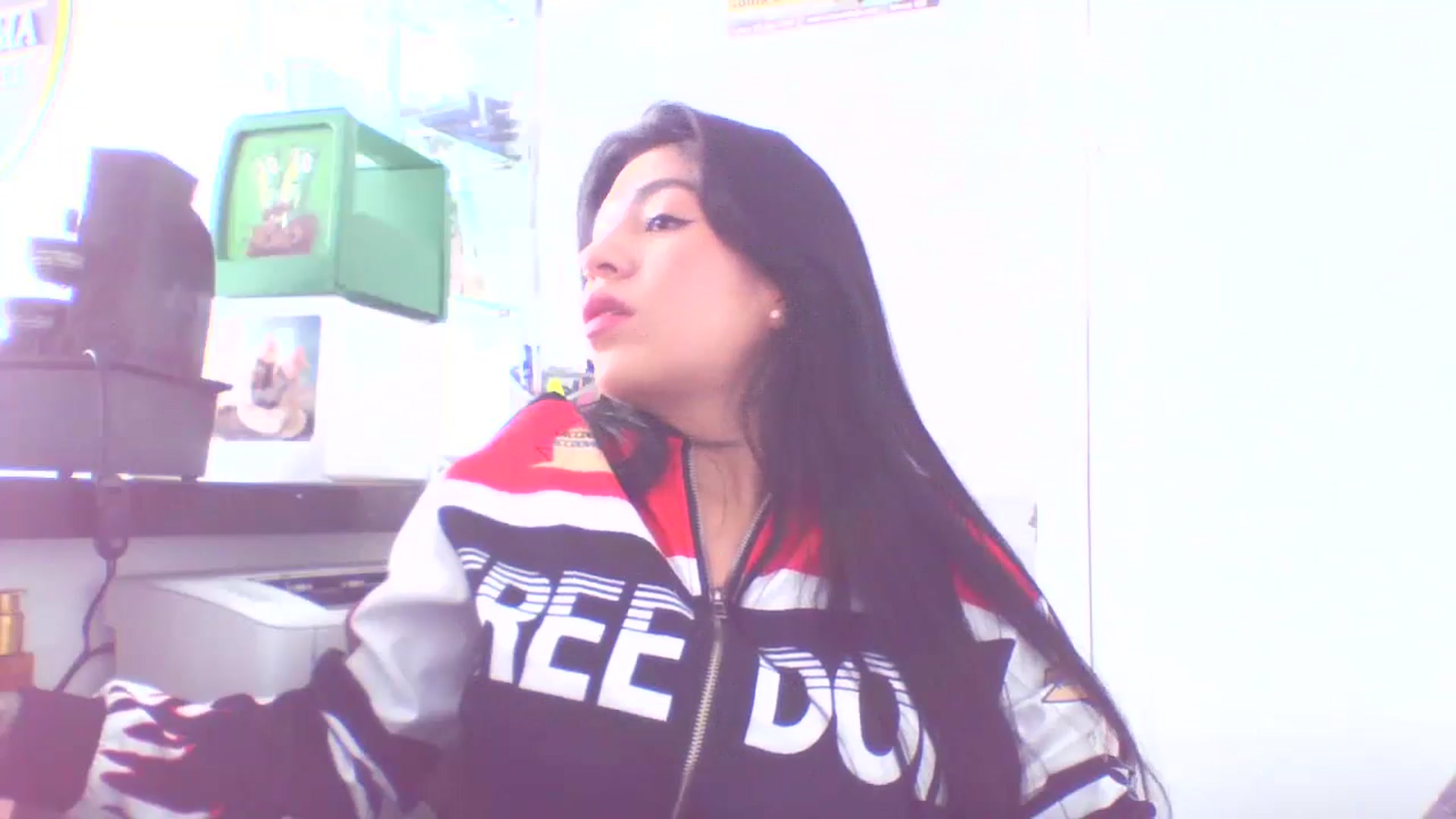 Gallery image thumbnail from yesicat's myfreecams stream on, 08/31/2025, 19:59 image 15 of 20