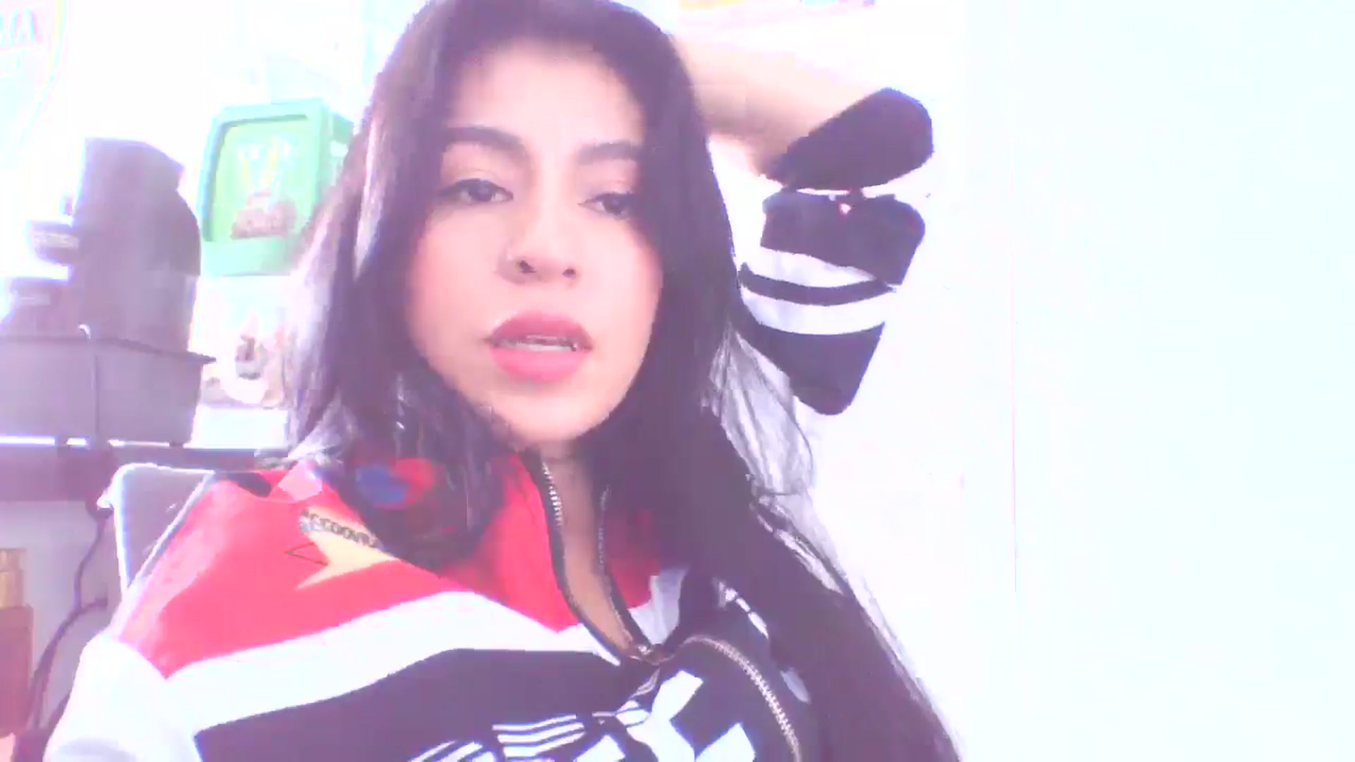 Gallery image thumbnail from yesicat's myfreecams stream on, 08/31/2025, 19:59 image 14 of 20