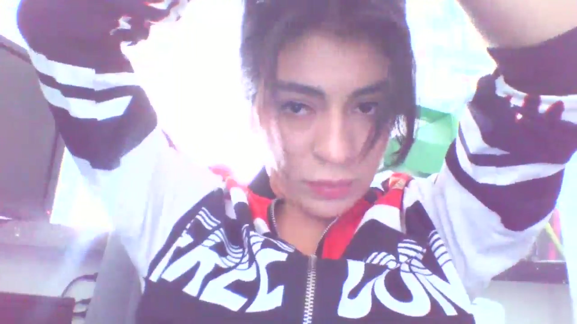 Gallery image thumbnail from yesicat's myfreecams stream on, 08/31/2025, 20:15 image 19 of 20