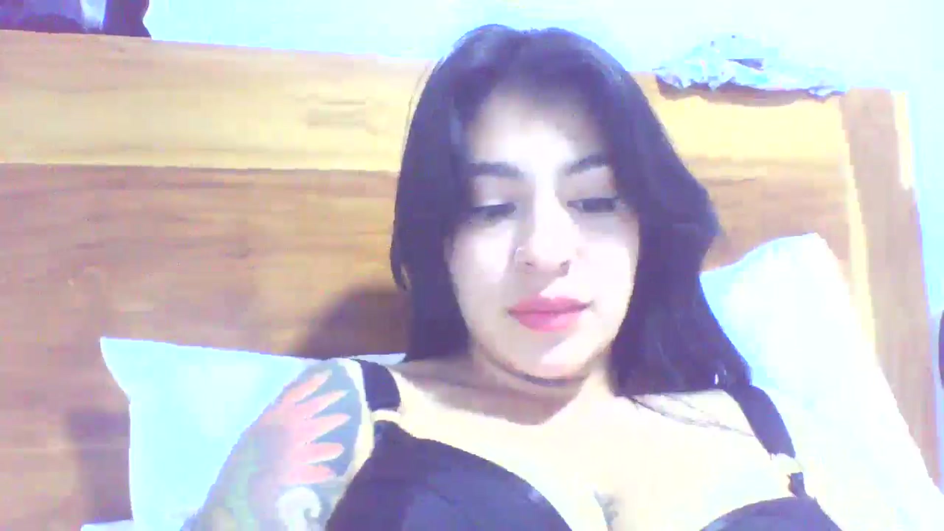 Gallery image thumbnail from yesicat's myfreecams stream on, 09/03/2025, 03:37 image 10 of 20