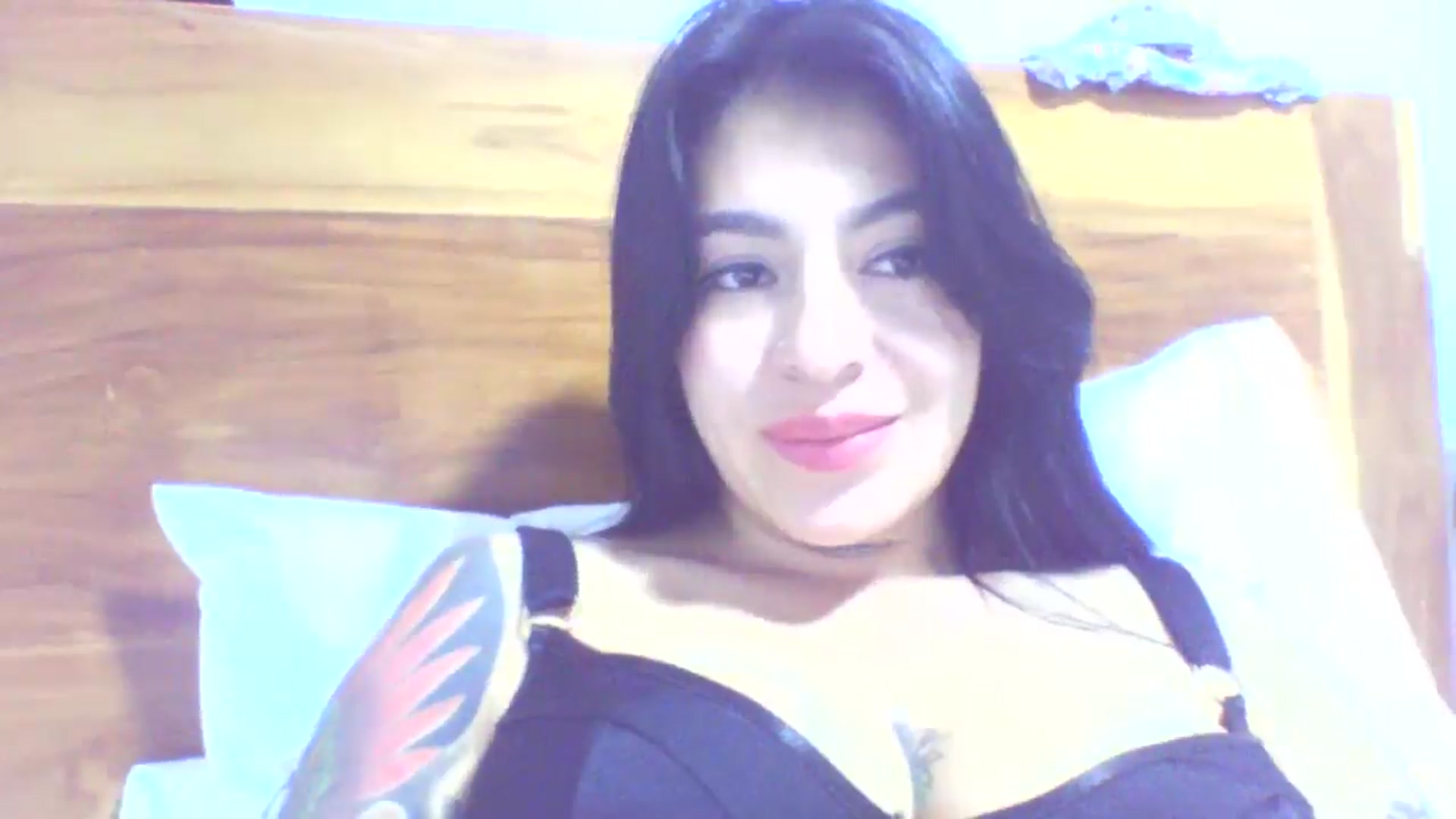 Gallery image thumbnail from yesicat's myfreecams stream on, 09/03/2025, 03:37 image 11 of 20