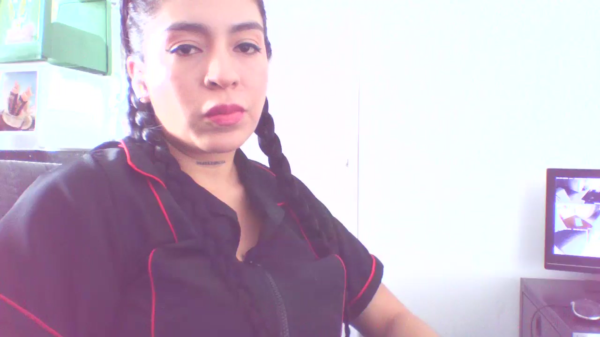 Gallery image thumbnail from yesicat's myfreecams stream on, 09/04/2025, 20:49 image 15 of 20