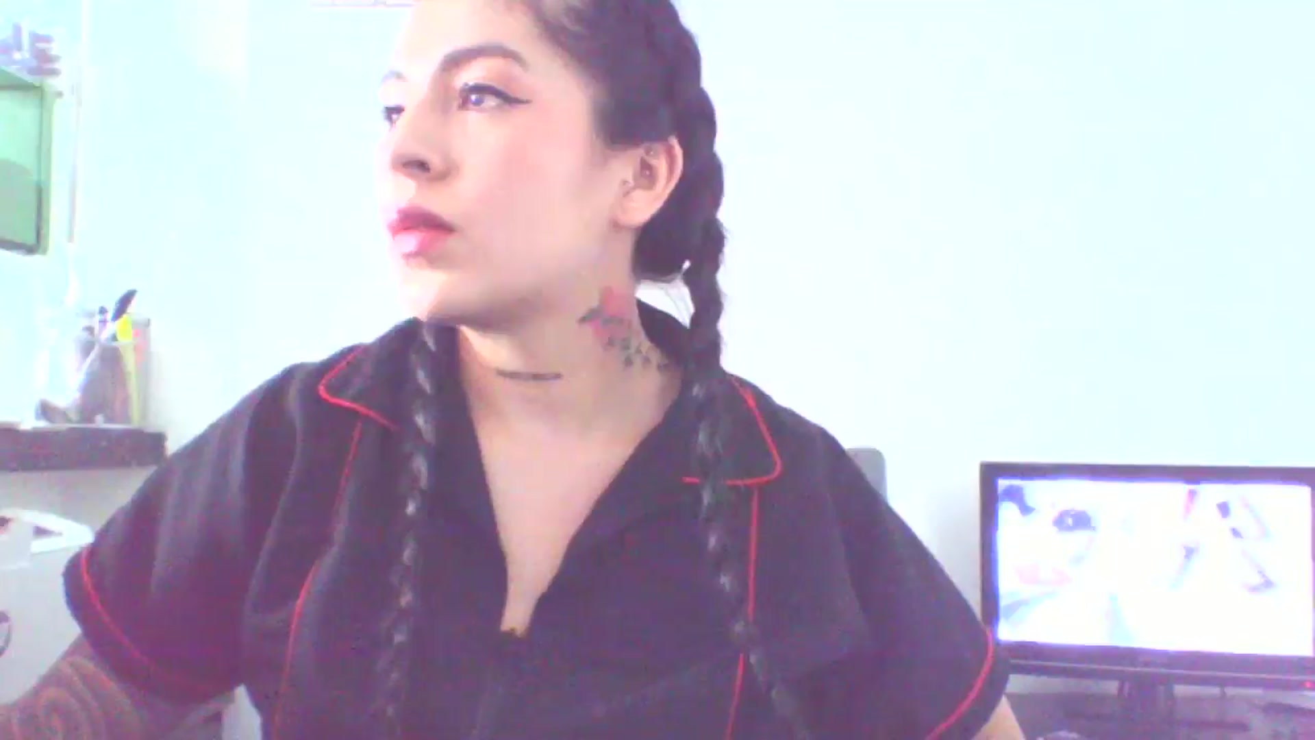 Gallery image thumbnail from yesicat's myfreecams stream on, 09/04/2025, 23:26 image 7 of 20