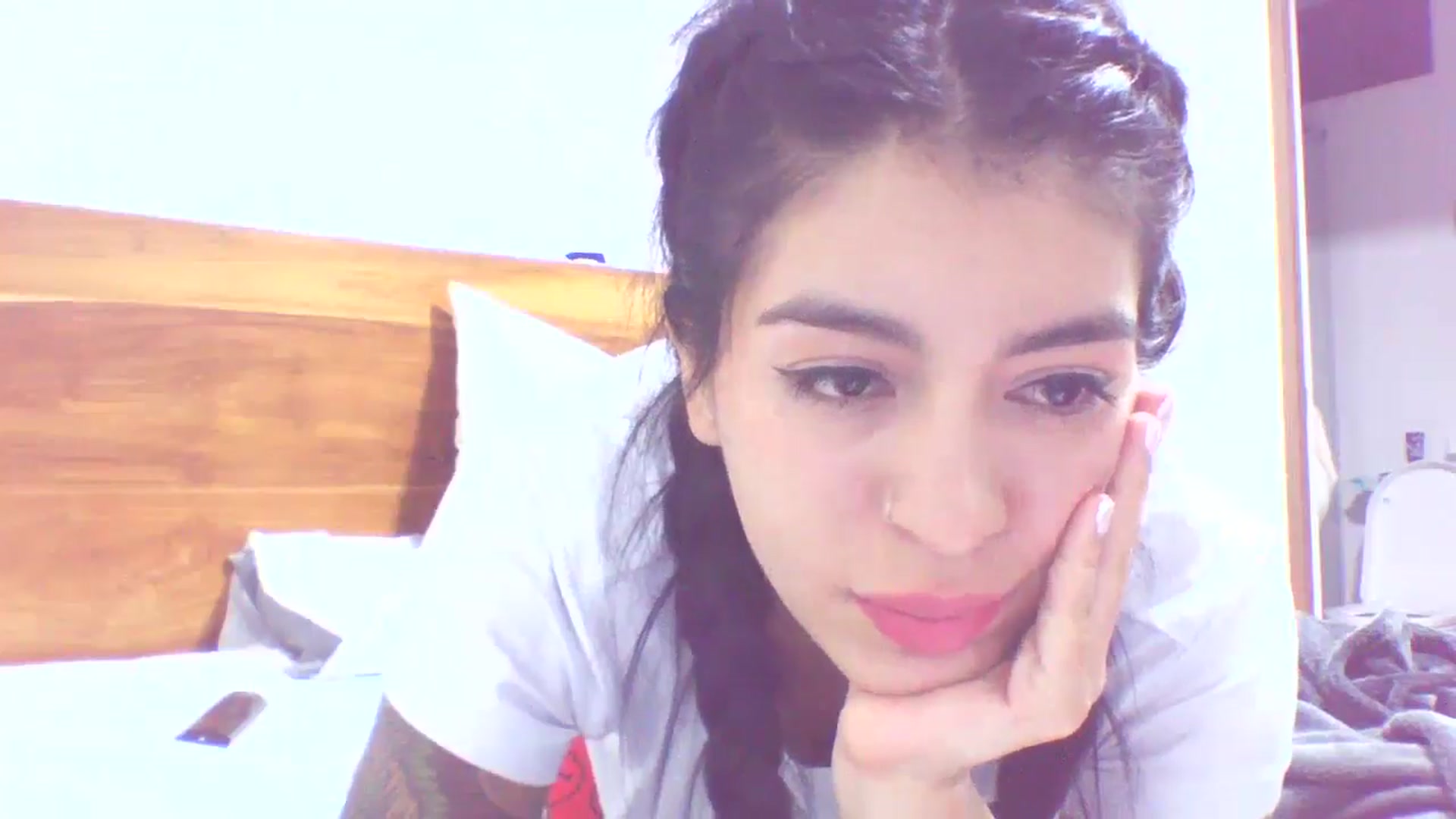 Gallery image thumbnail from yesicat's myfreecams stream on, 09/05/2025, 04:56 image 13 of 20