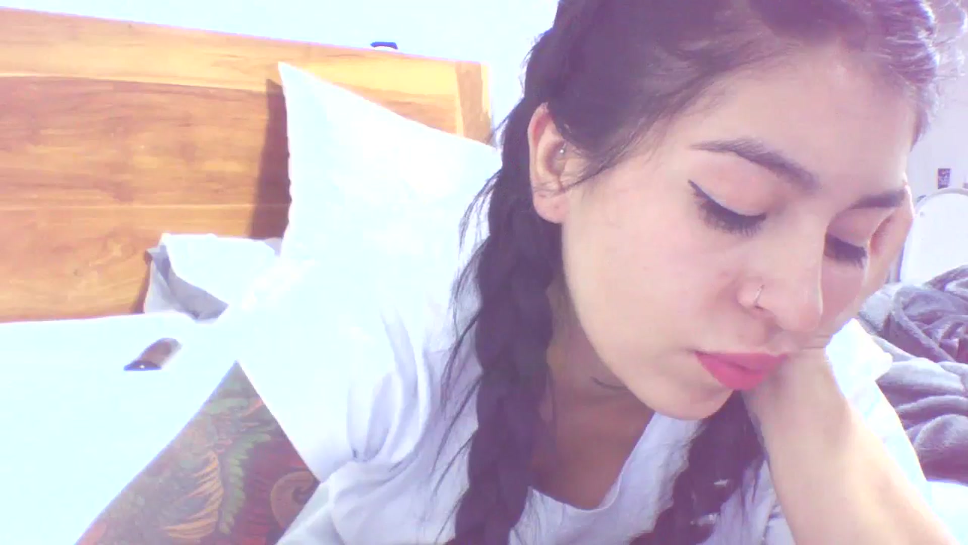 Gallery image thumbnail from yesicat's myfreecams stream on, 09/05/2025, 04:56 image 7 of 20