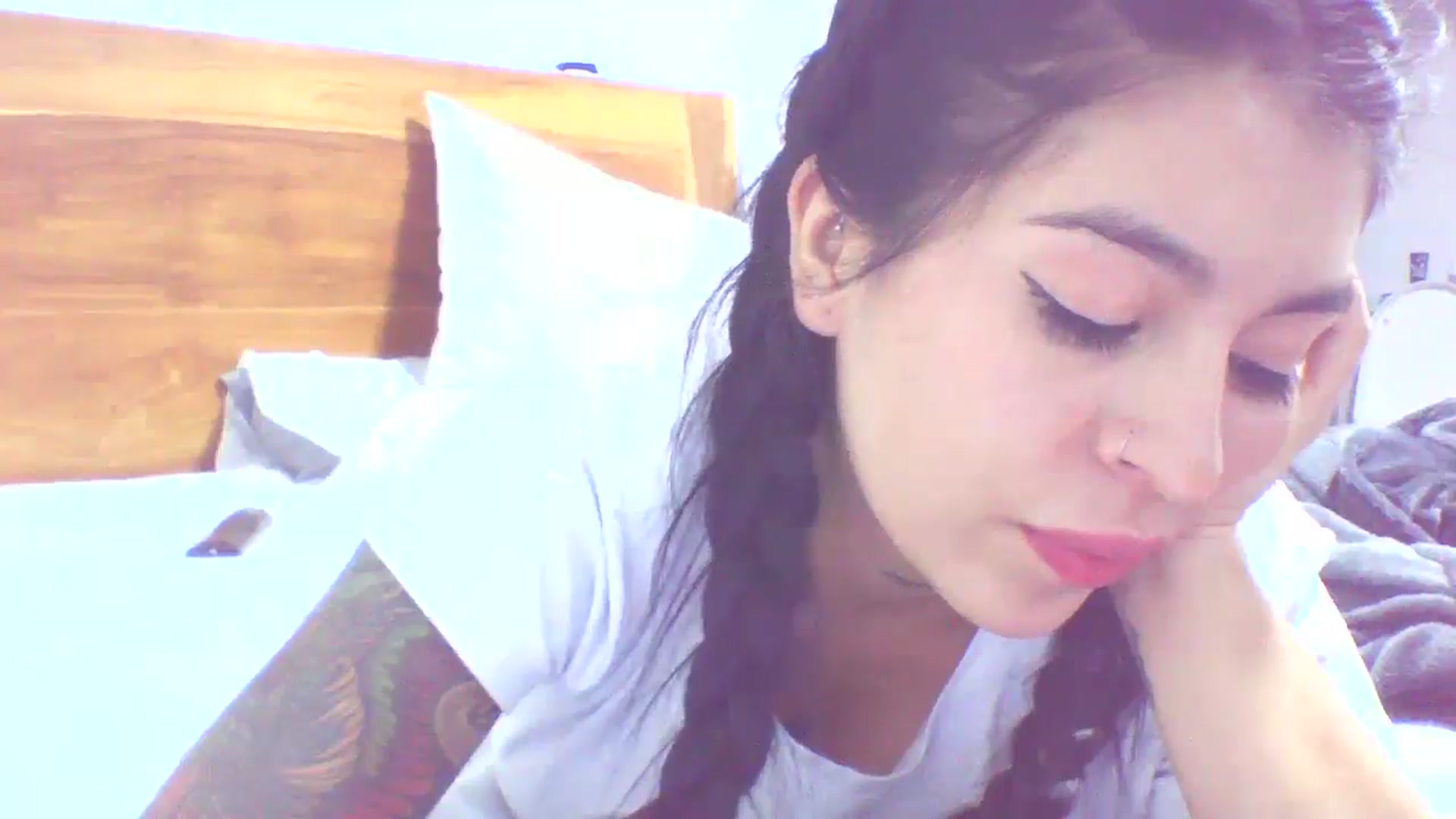 Gallery image thumbnail from yesicat's myfreecams stream on, 09/05/2025, 04:56 image 8 of 20