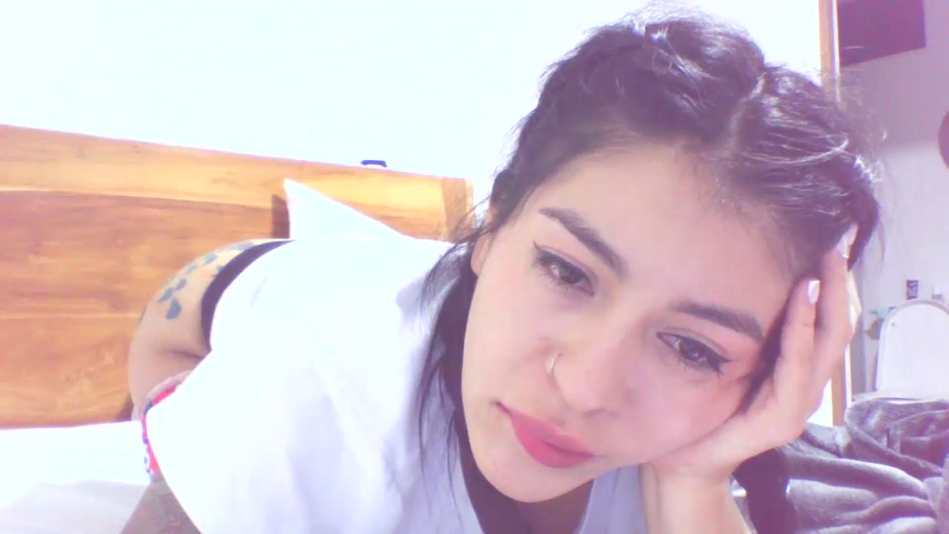Gallery image thumbnail from yesicat's myfreecams stream on, 09/05/2025, 04:56 image 17 of 20