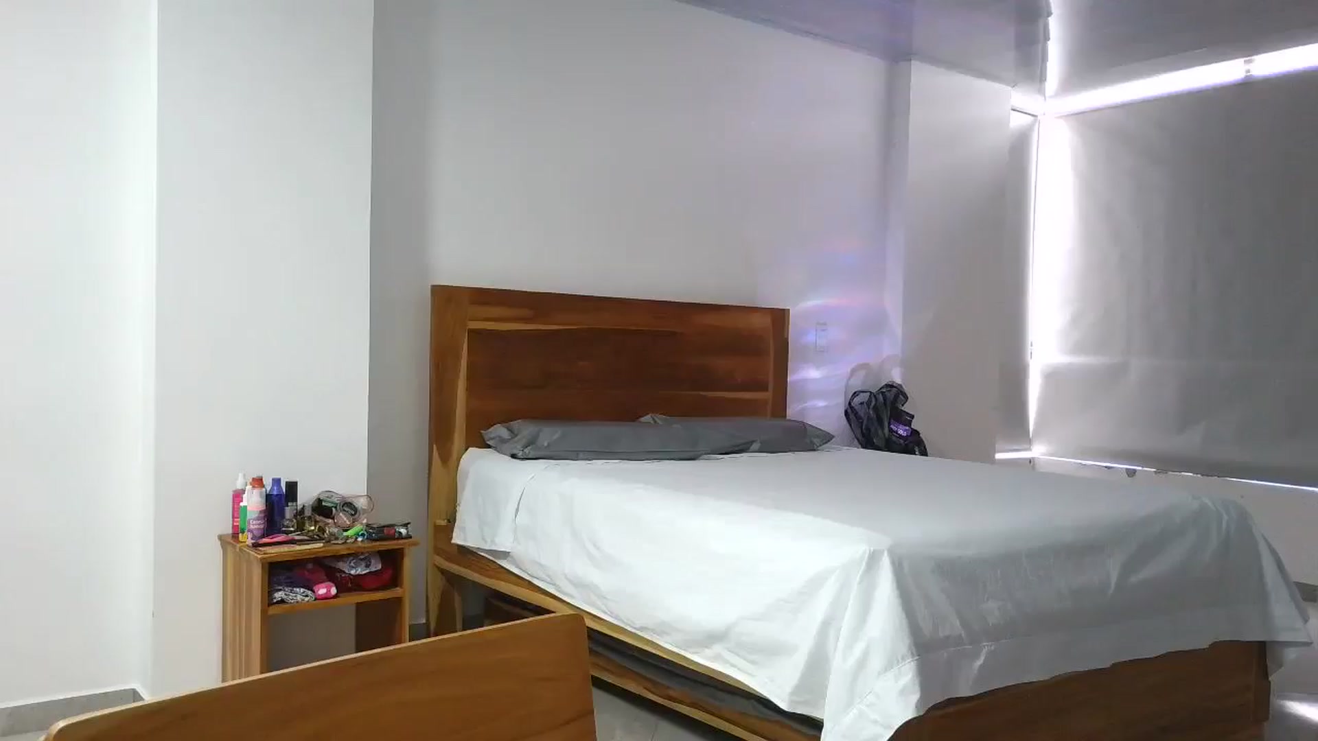 Gallery image thumbnail from yesicat's myfreecams stream on, 09/19/2025, 20:33 image 20 of 20