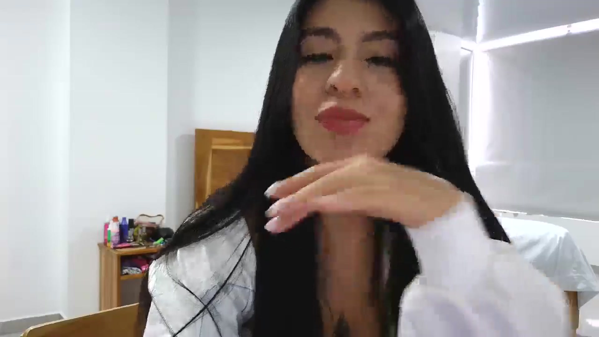 Gallery image thumbnail from yesicat's myfreecams stream on, 09/19/2025, 20:33 image 19 of 20