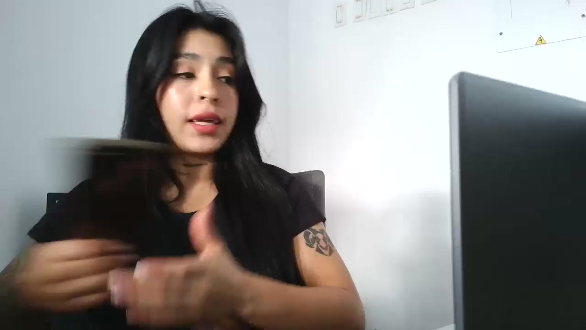 Gallery image thumbnail from yesicat's myfreecams stream on, 10/07/2025, 19:02 image 20 of 20