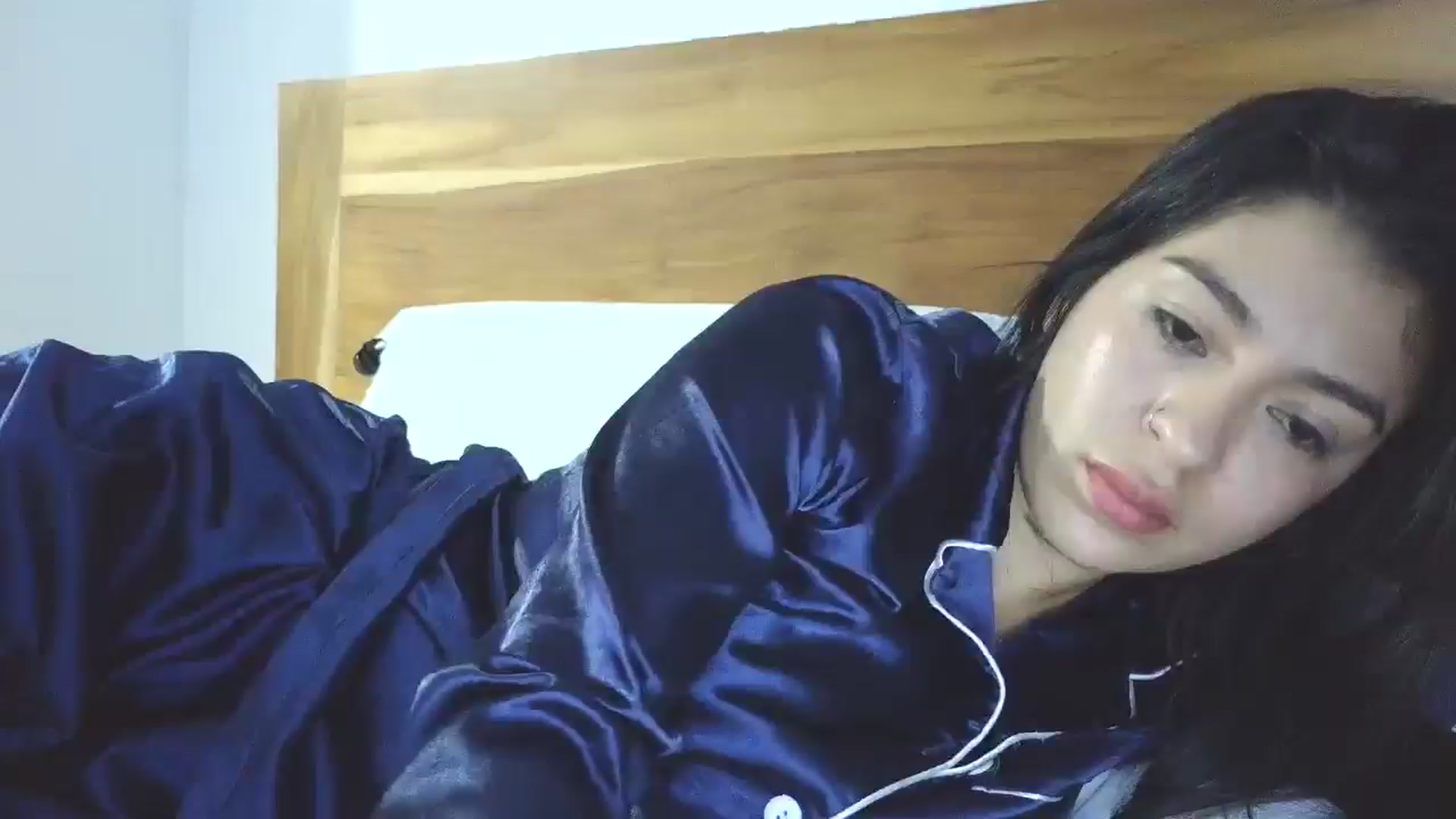 Gallery image thumbnail from yesicat's myfreecams stream on, 10/14/2025, 01:31 image 3 of 20