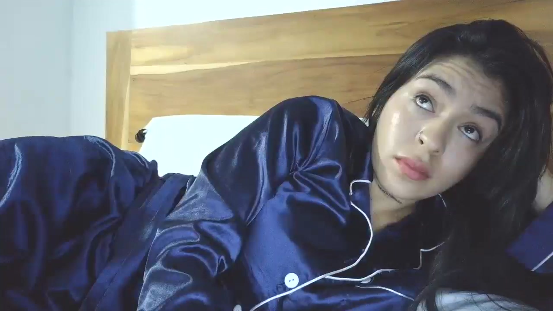 Gallery image thumbnail from yesicat's myfreecams stream on, 10/14/2025, 01:31 image 7 of 20