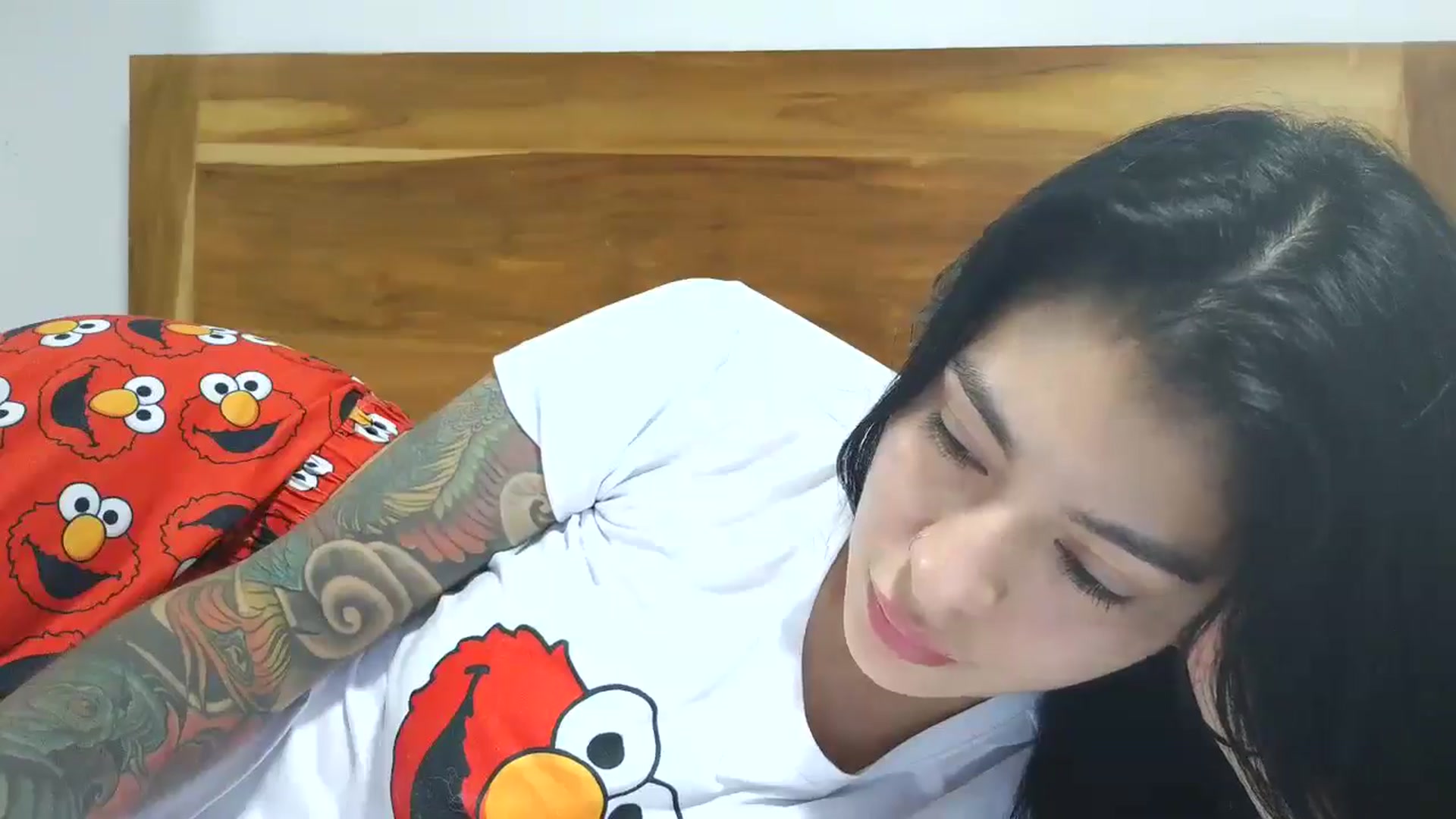 Gallery image thumbnail from yesicat's myfreecams stream on, 10/16/2025, 03:18 image 8 of 20