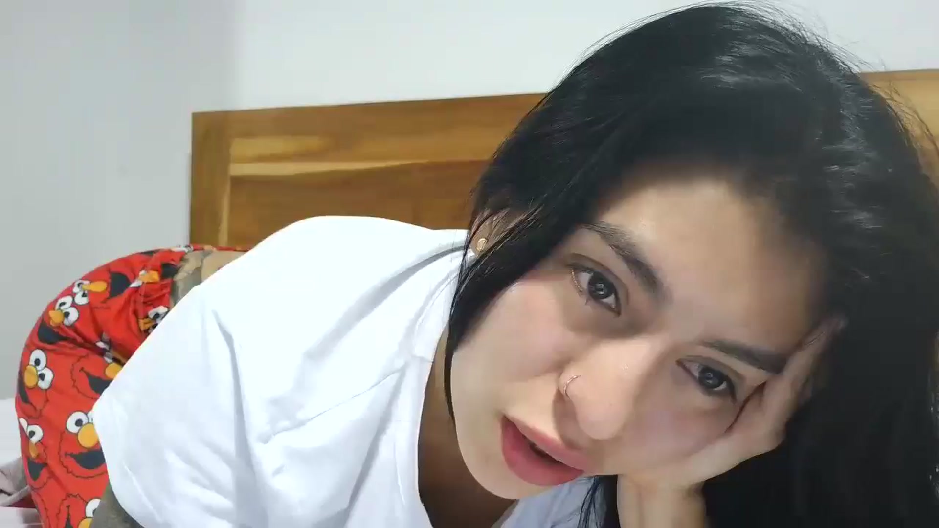 Gallery image thumbnail from yesicat's myfreecams stream on, 10/16/2025, 03:18 image 1 of 20