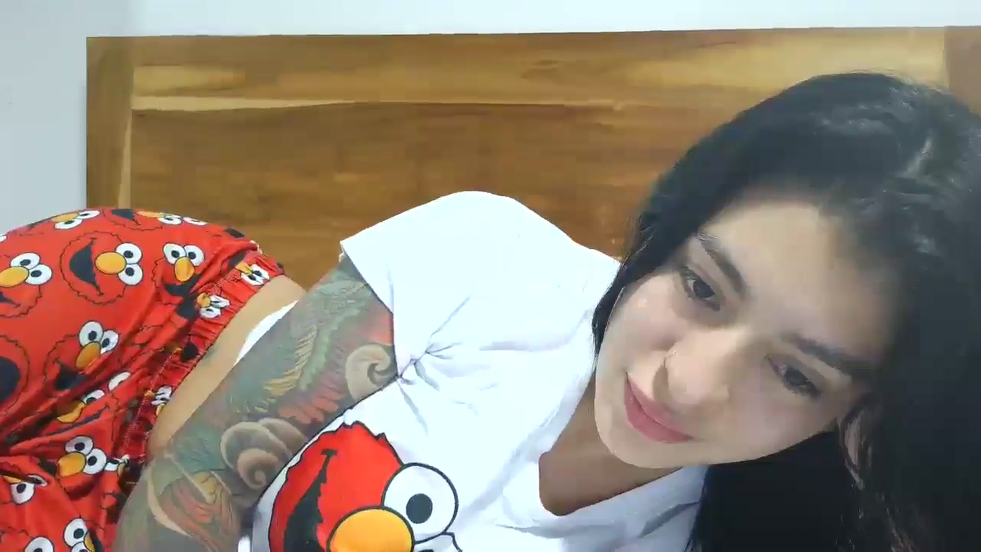 Gallery image thumbnail from yesicat's myfreecams stream on, 10/16/2025, 03:18 image 14 of 20