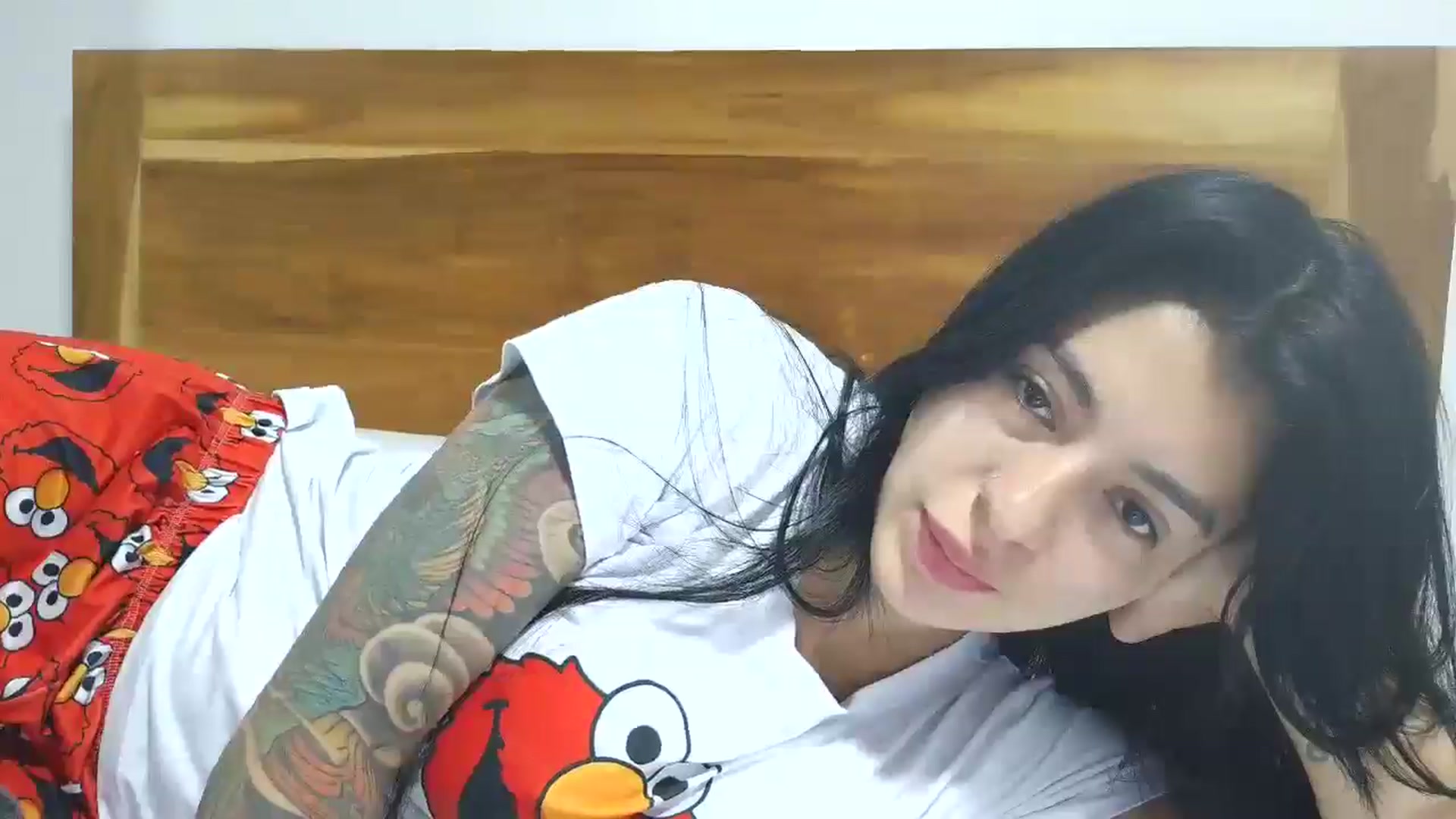 Gallery image thumbnail from yesicat's myfreecams stream on, 10/16/2025, 03:18 image 19 of 20