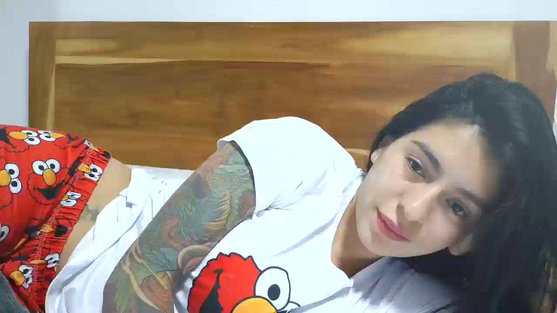 Gallery image thumbnail from yesicat's myfreecams stream on, 10/16/2025, 03:37 image 7 of 20