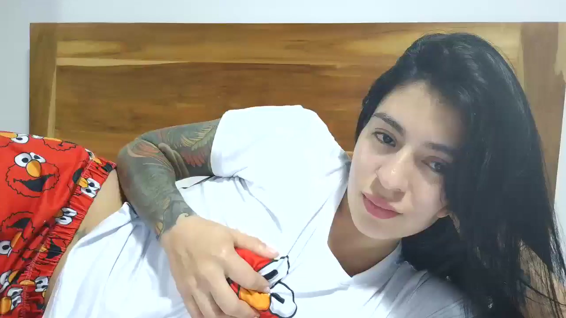 Gallery image thumbnail from yesicat's myfreecams stream on, 10/16/2025, 03:37 image 1 of 20