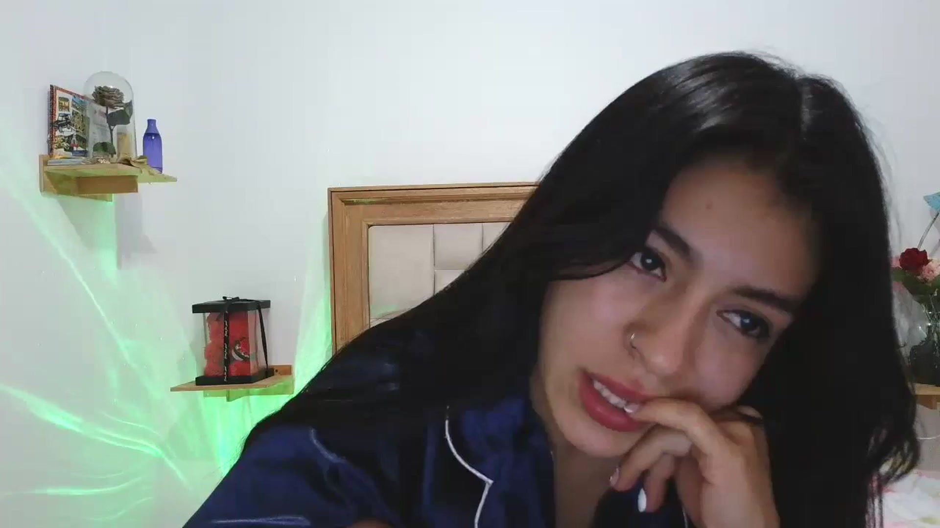 Gallery image thumbnail from yesicat's myfreecams stream on, 10/24/2025, 04:13 image 19 of 20