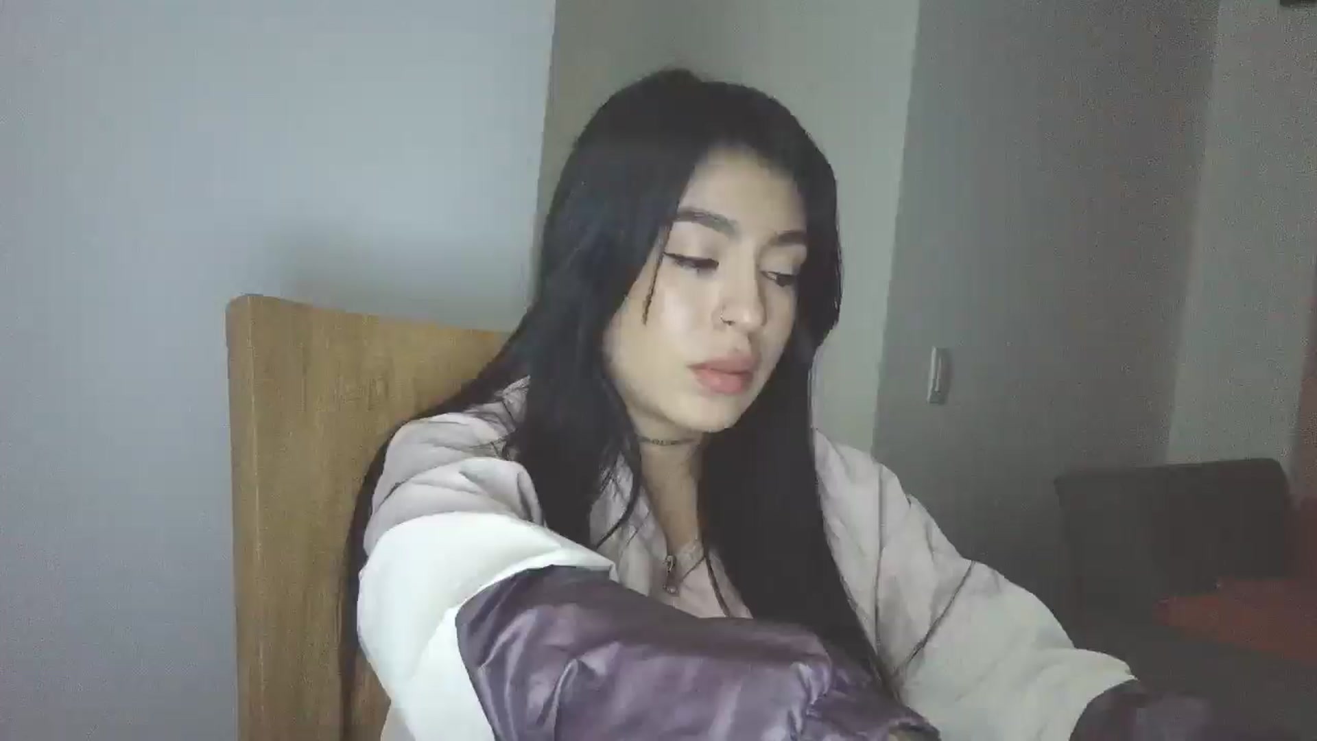 Gallery image thumbnail from yesicat's myfreecams stream on, 10/26/2025, 23:53 image 5 of 20