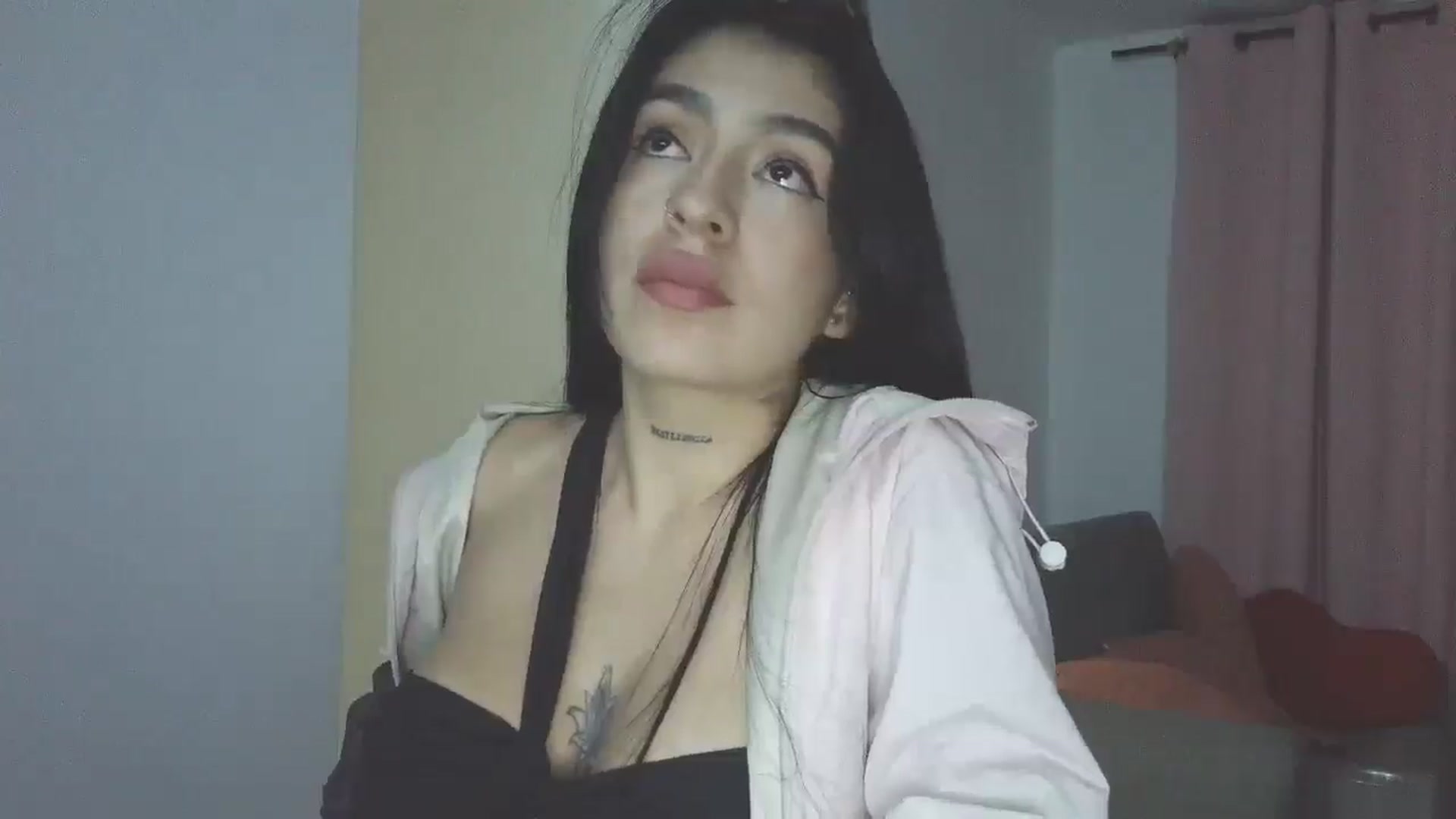 Gallery image thumbnail from yesicat's myfreecams stream on, 10/27/2025, 02:55 image 20 of 20