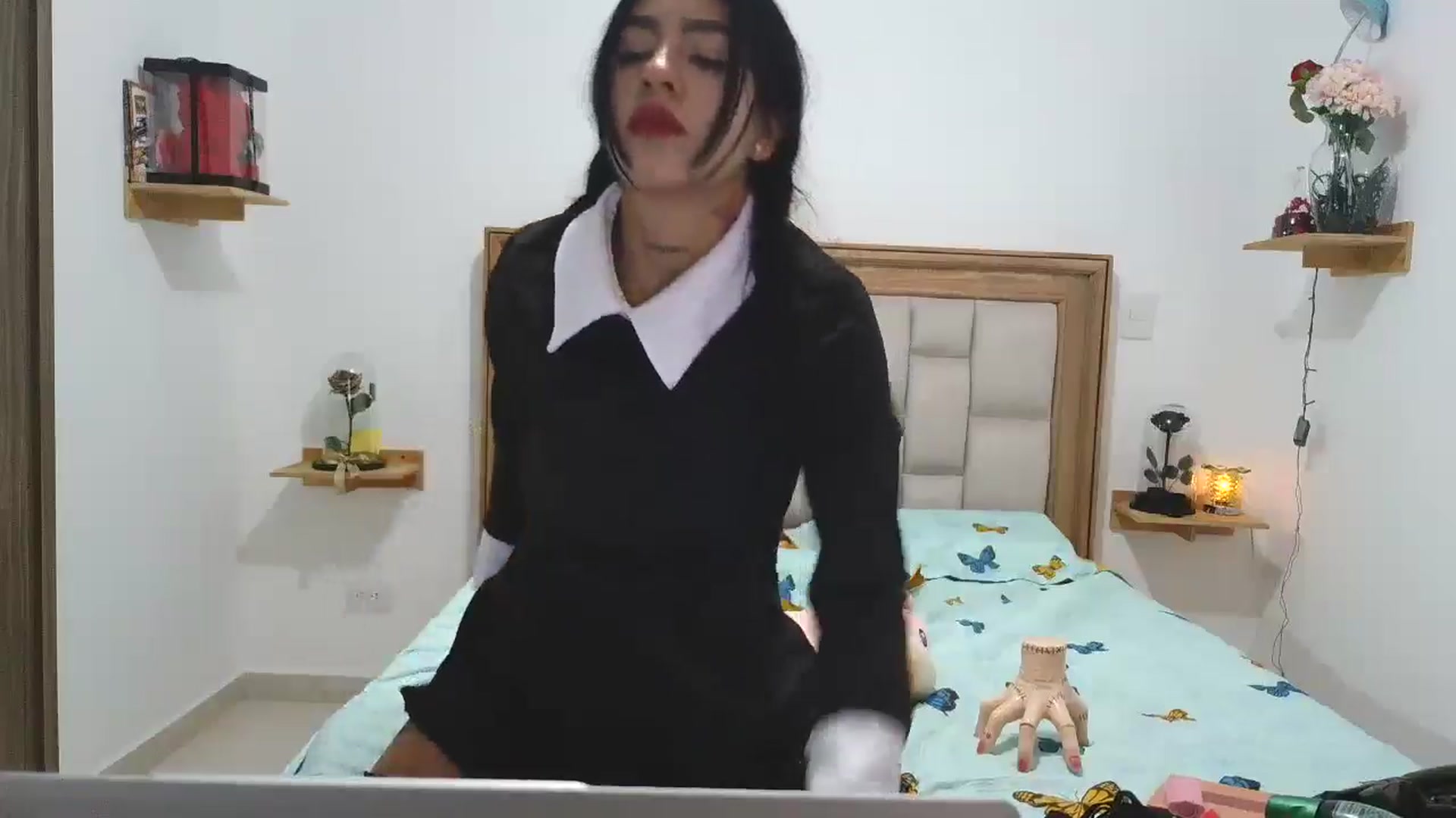 Gallery image thumbnail from yesicat's myfreecams stream on, 11/01/2025, 02:19 image 12 of 20