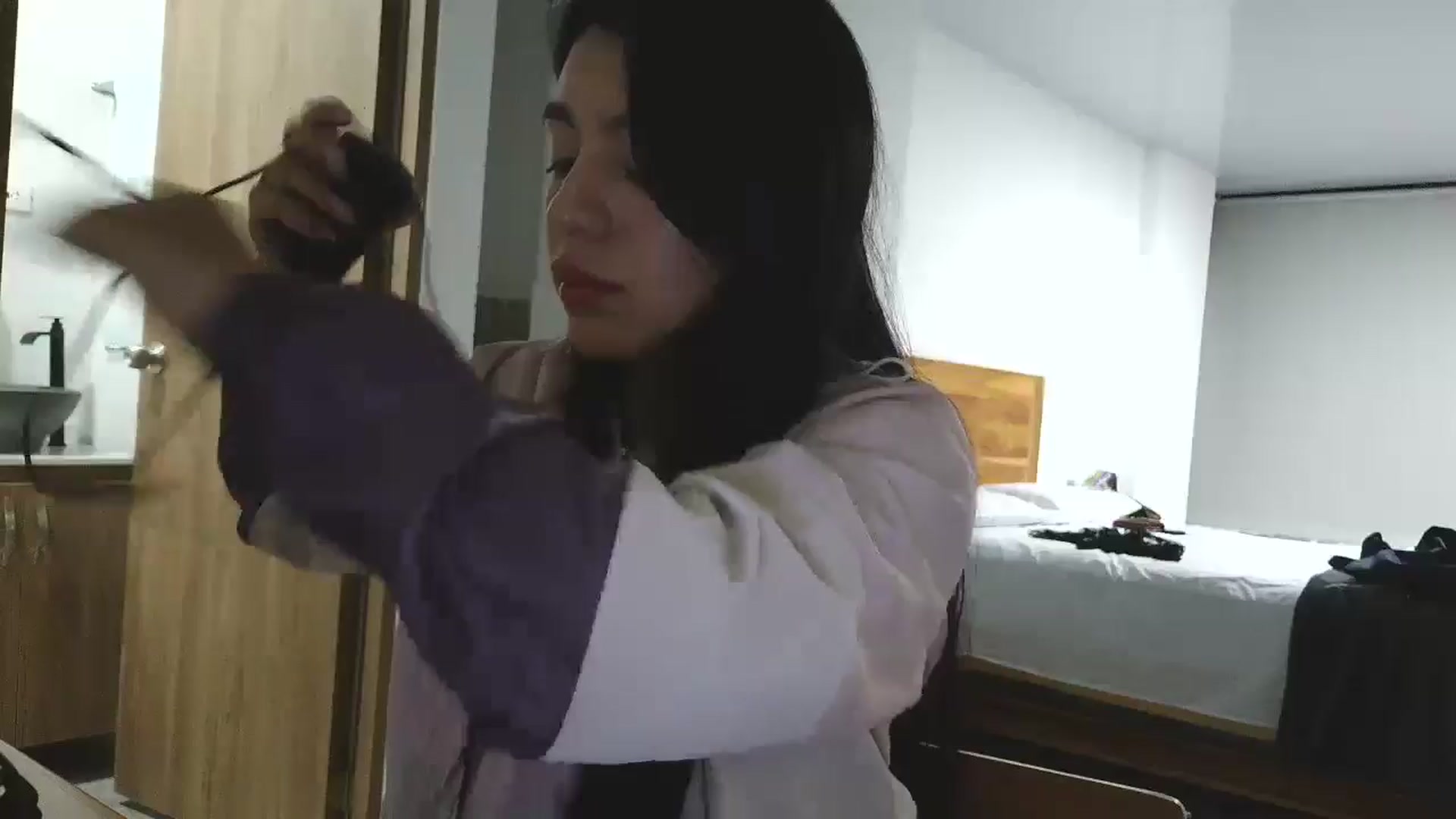 Gallery image thumbnail from yesicat's myfreecams stream on, 11/08/2025, 03:23 image 7 of 20