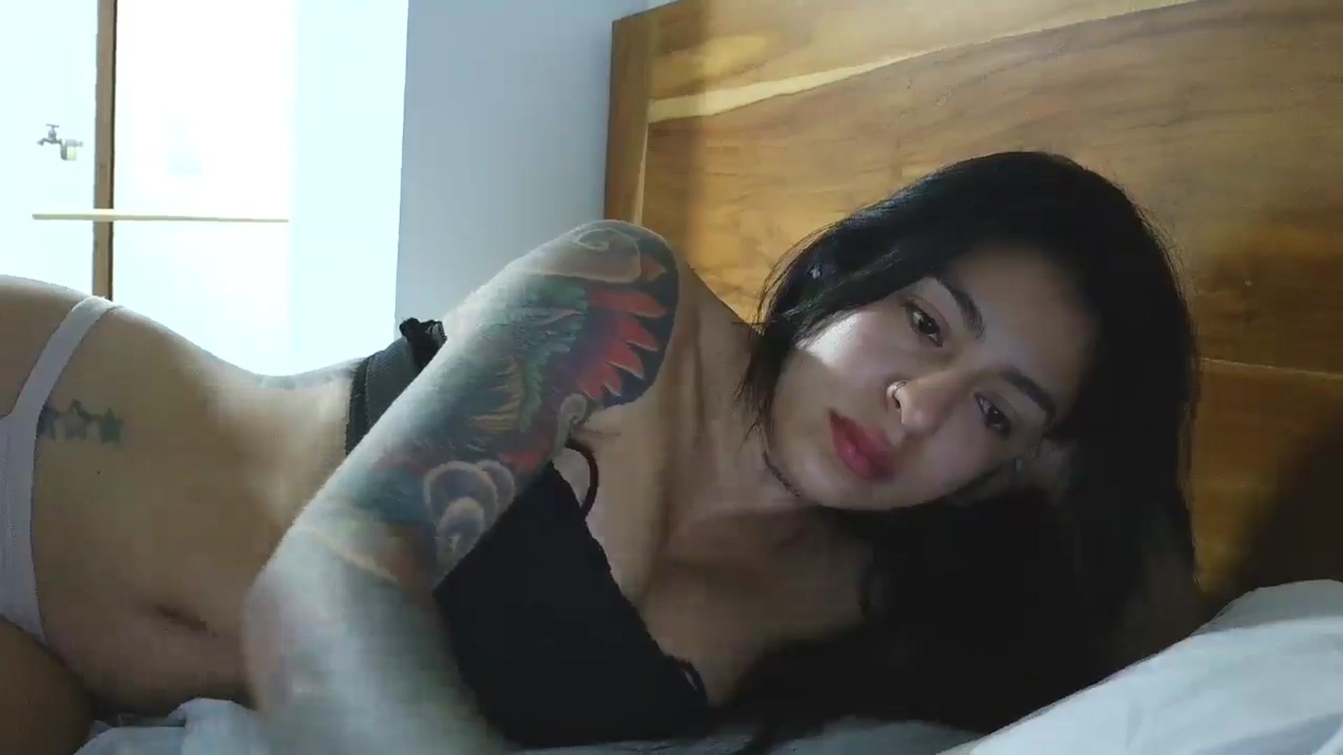 Gallery image thumbnail from yesicat's myfreecams stream on, 11/19/2025, 24:53 image 3 of 20