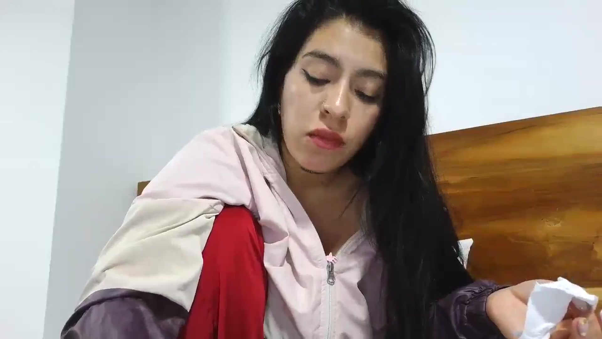 Gallery image thumbnail from yesicat's myfreecams stream on, 11/20/2025, 04:36 image 8 of 20