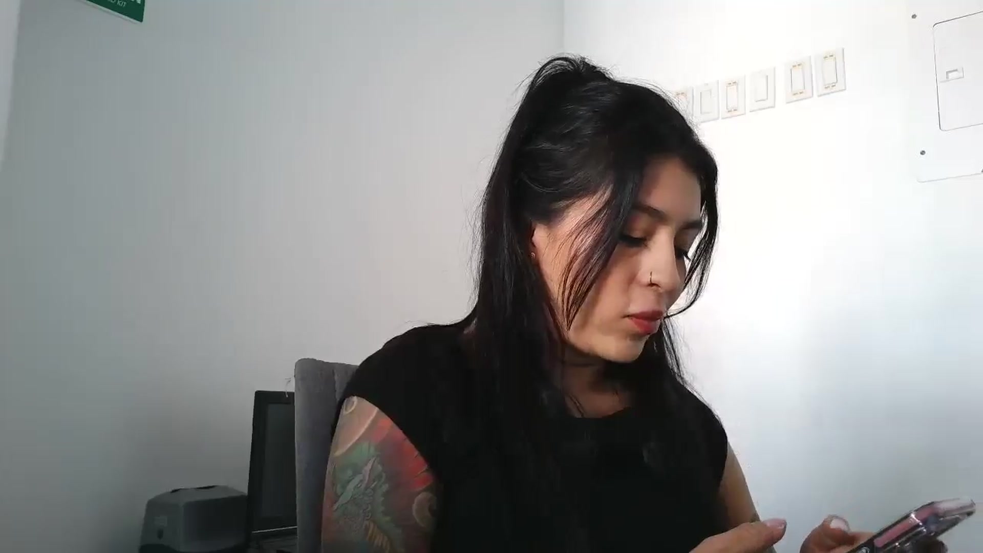 Gallery image thumbnail from yesicat's myfreecams stream on, 11/21/2025, 14:42 image 16 of 20